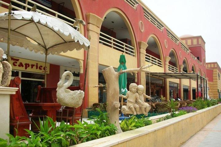 Esplanada hotel Apartments