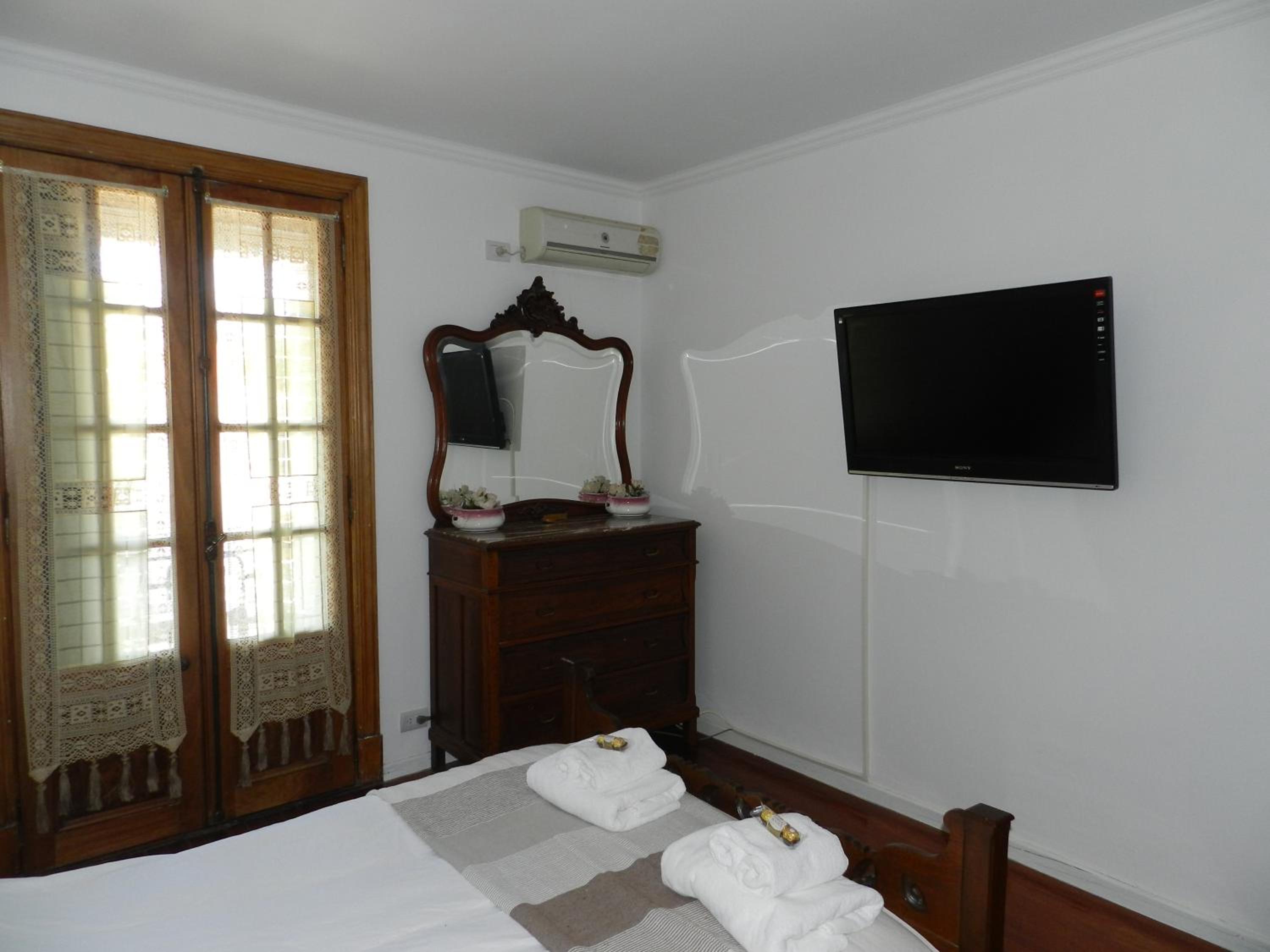 B&B Polo