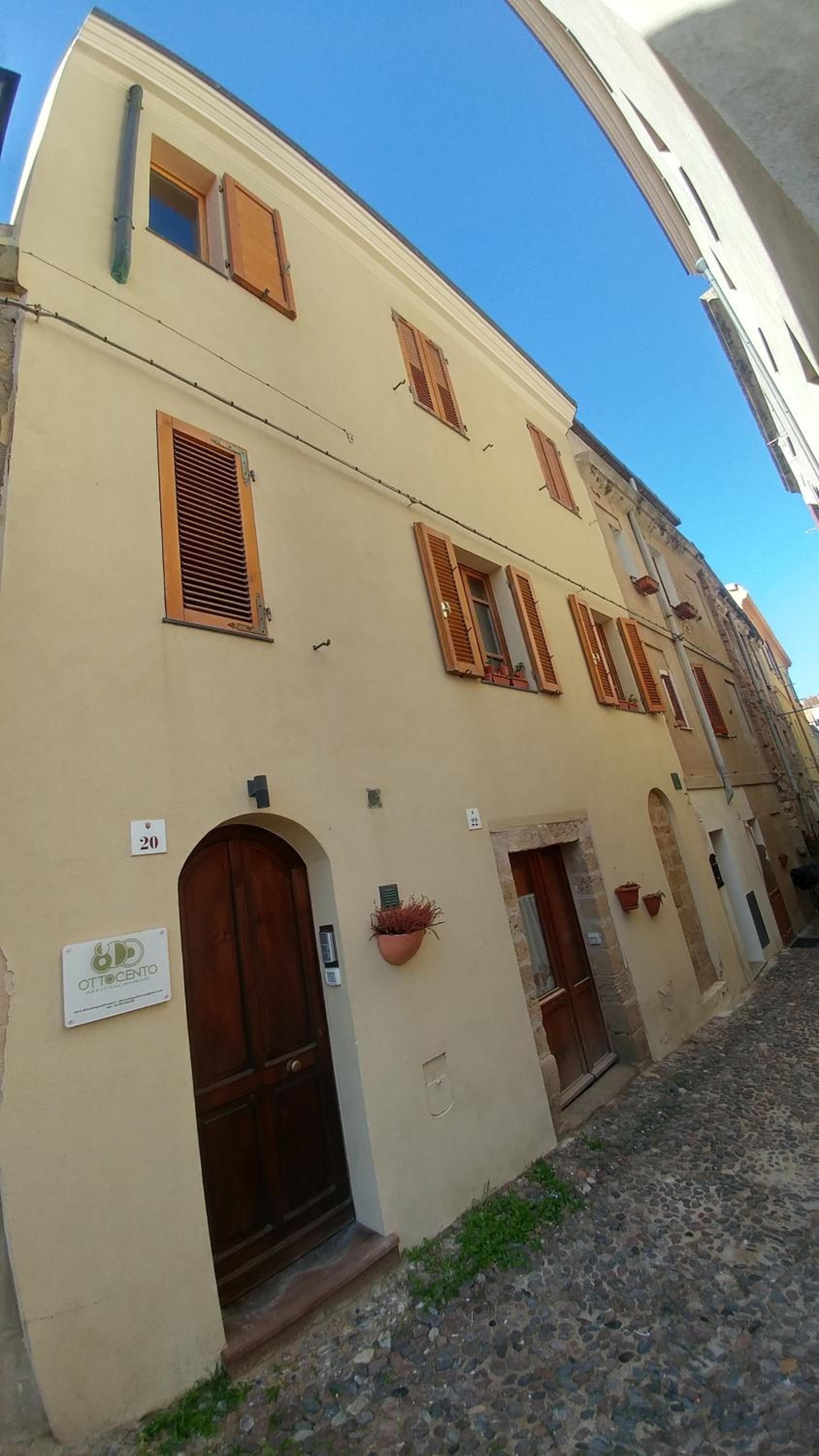 Hotel Ottocento Guest House - Image 1