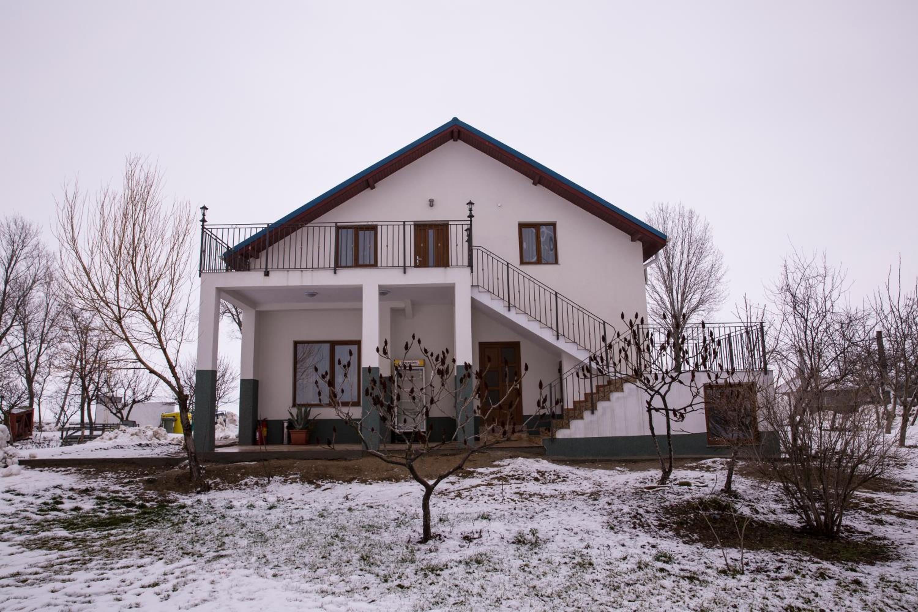 Photo 48