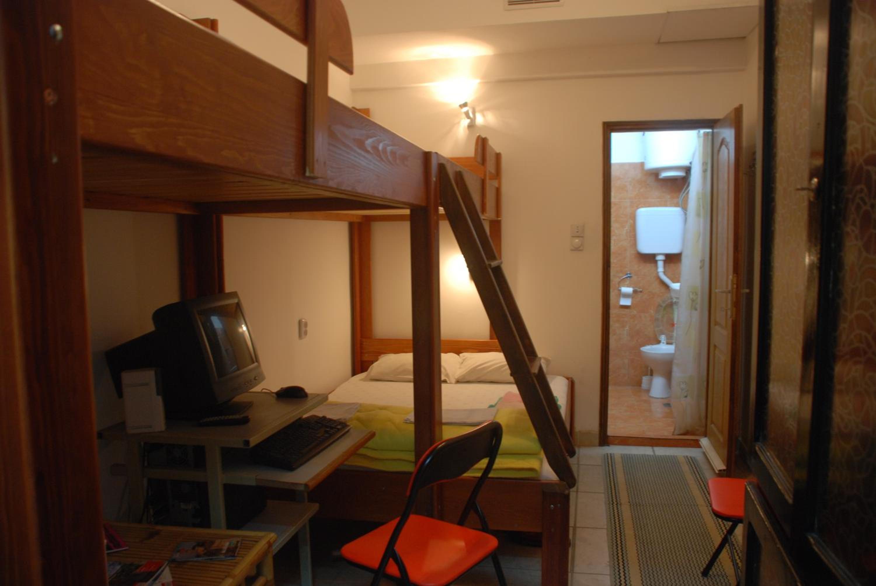 Tash Inn Hostel view 5