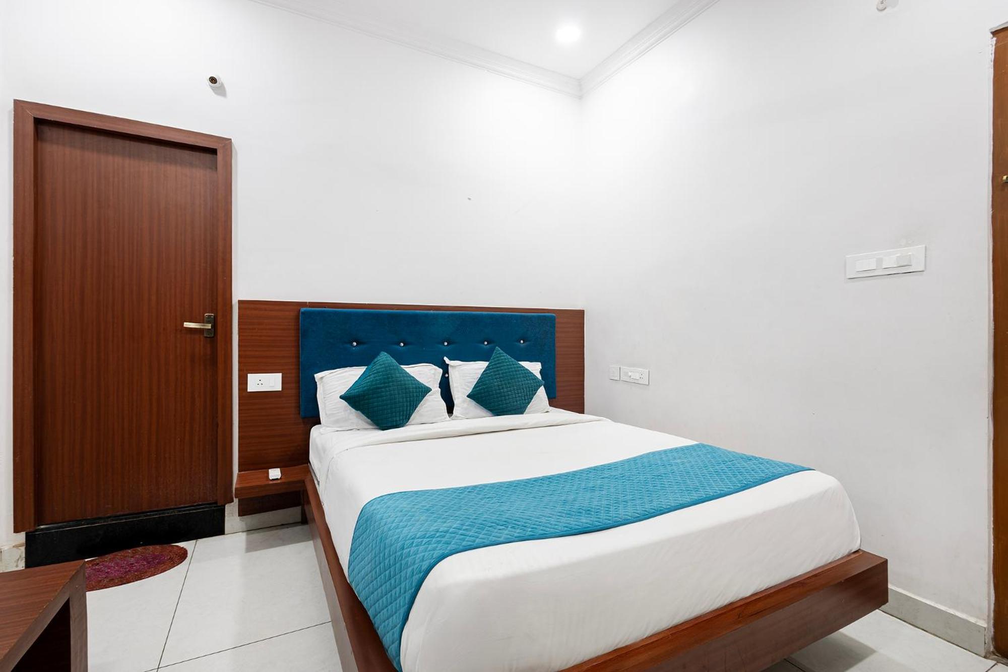 FabHotel Aditya Premier