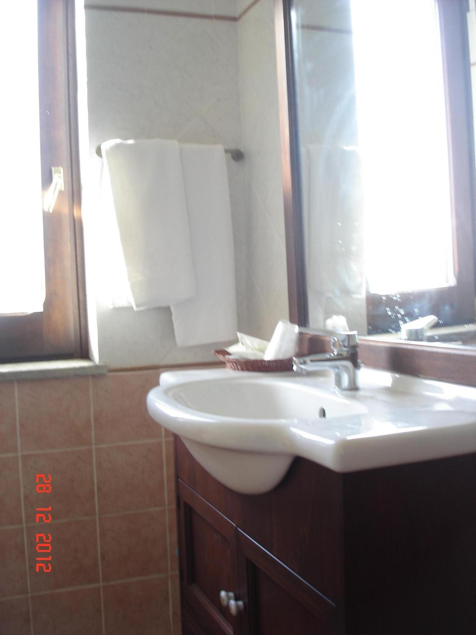 Photo 32