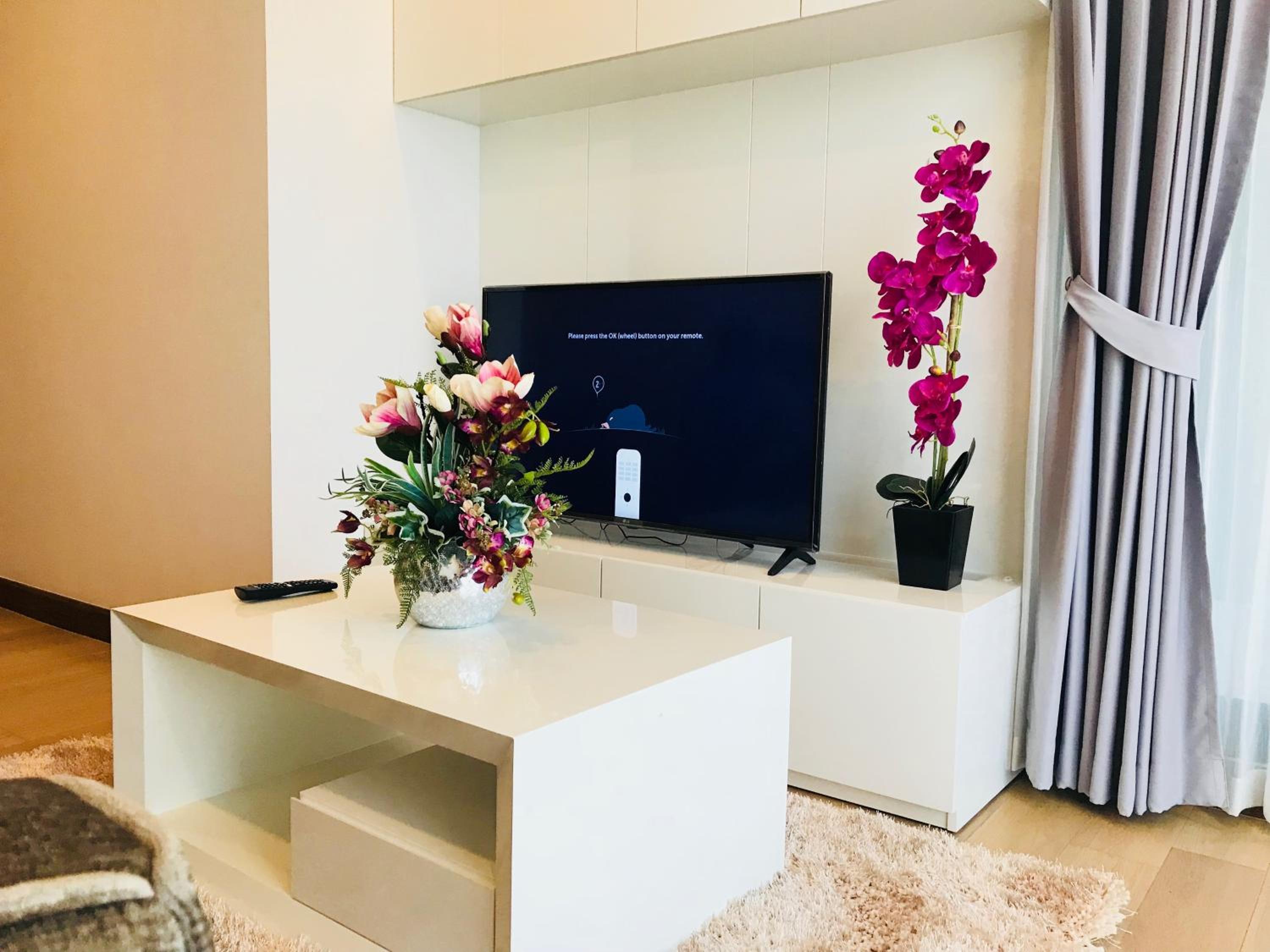 Astra Suites Central