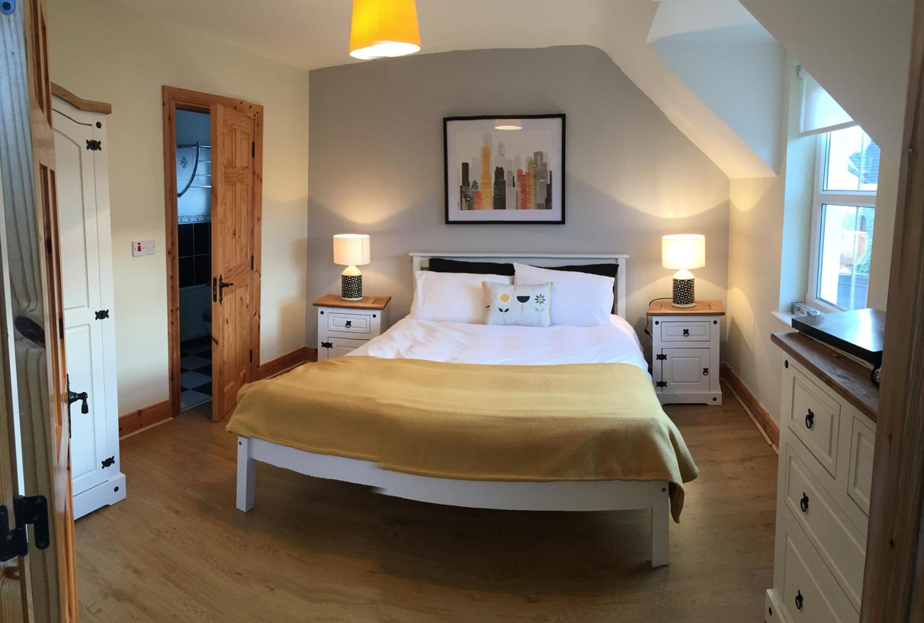 No 4 Ballymastoker Cottage view 4