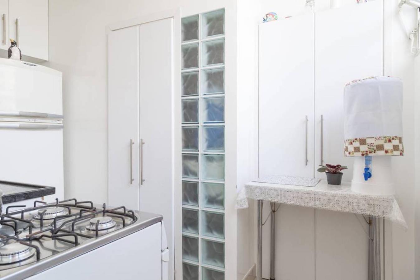 HomeStay 2 Avenida Carlos Gomes não tem garagem view 5