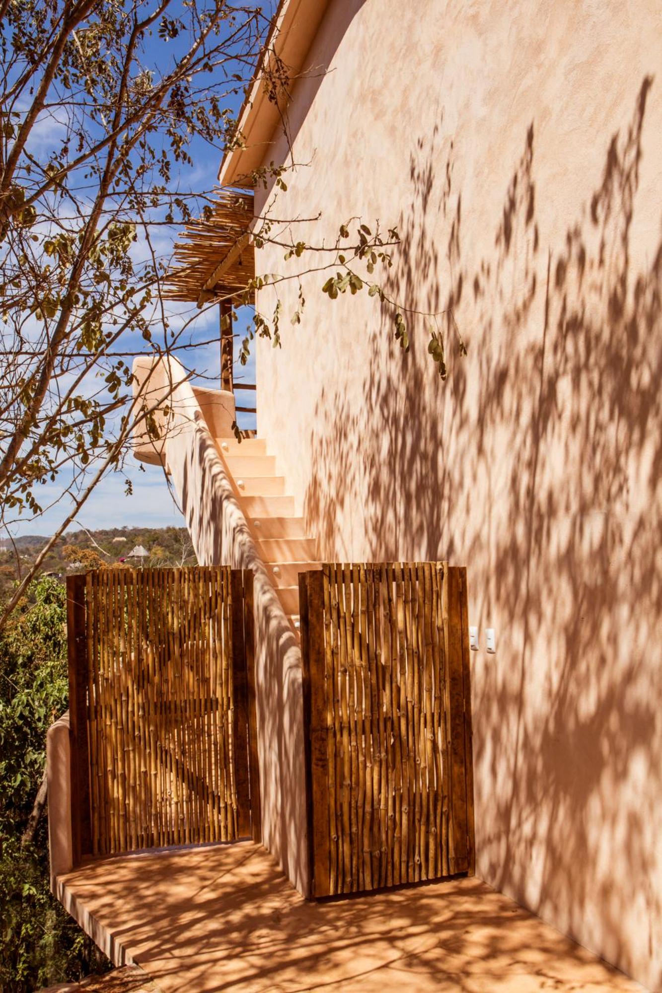 Casa Mono