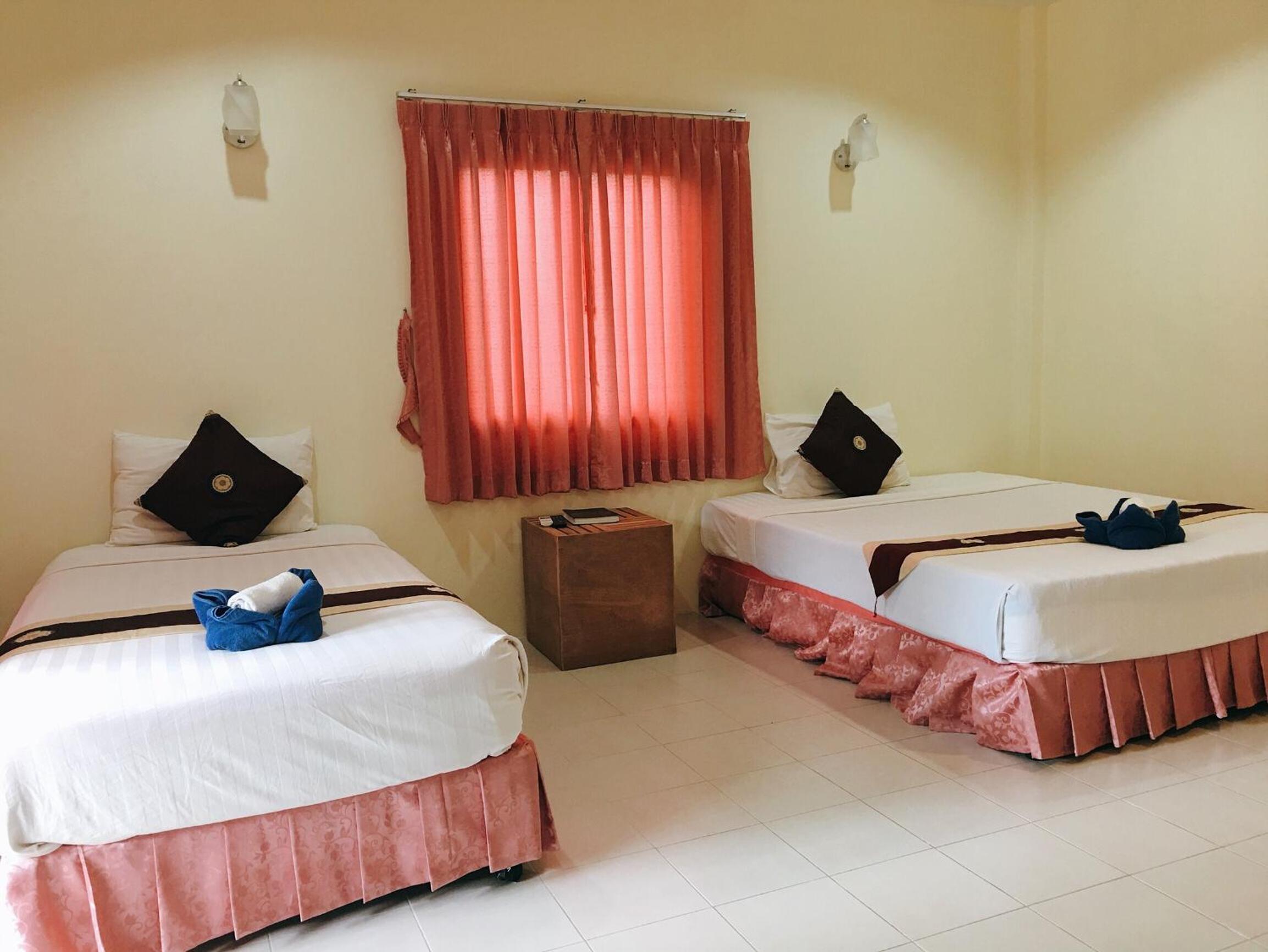 Rung Arun Resort