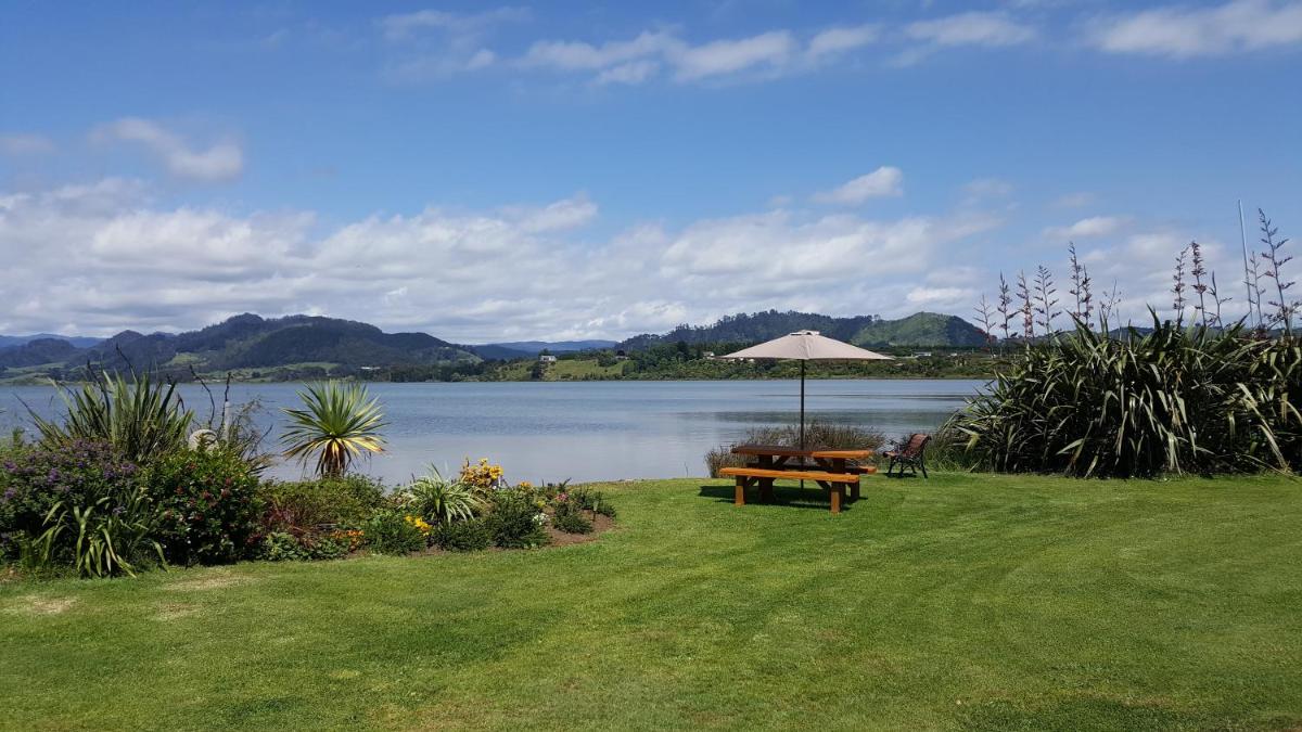 Athenree Waterside Accommodation view 2