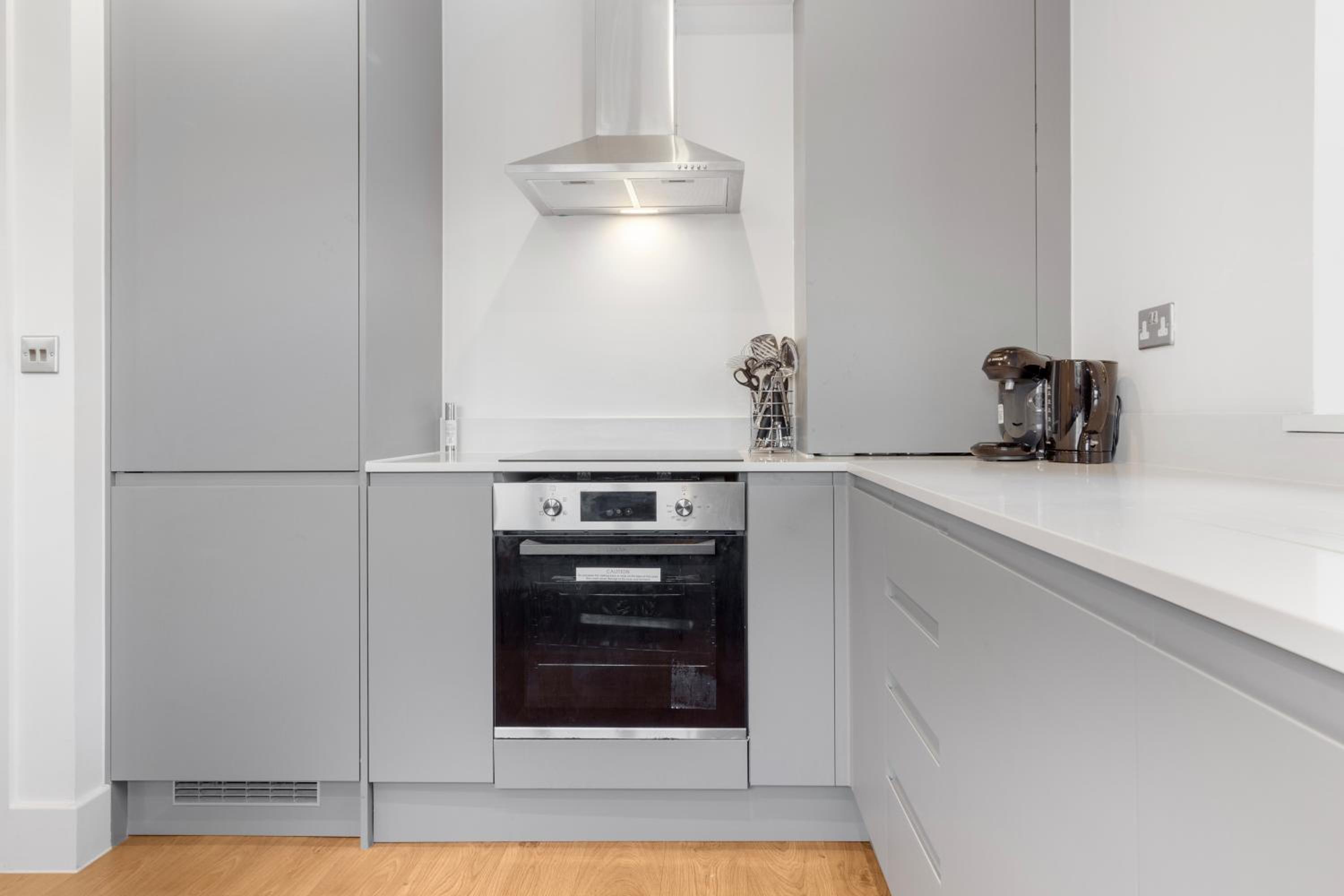 Stylish Stay Nine Elms Vauxhall 1 Bedroom Apartment near London Eye, photo 36