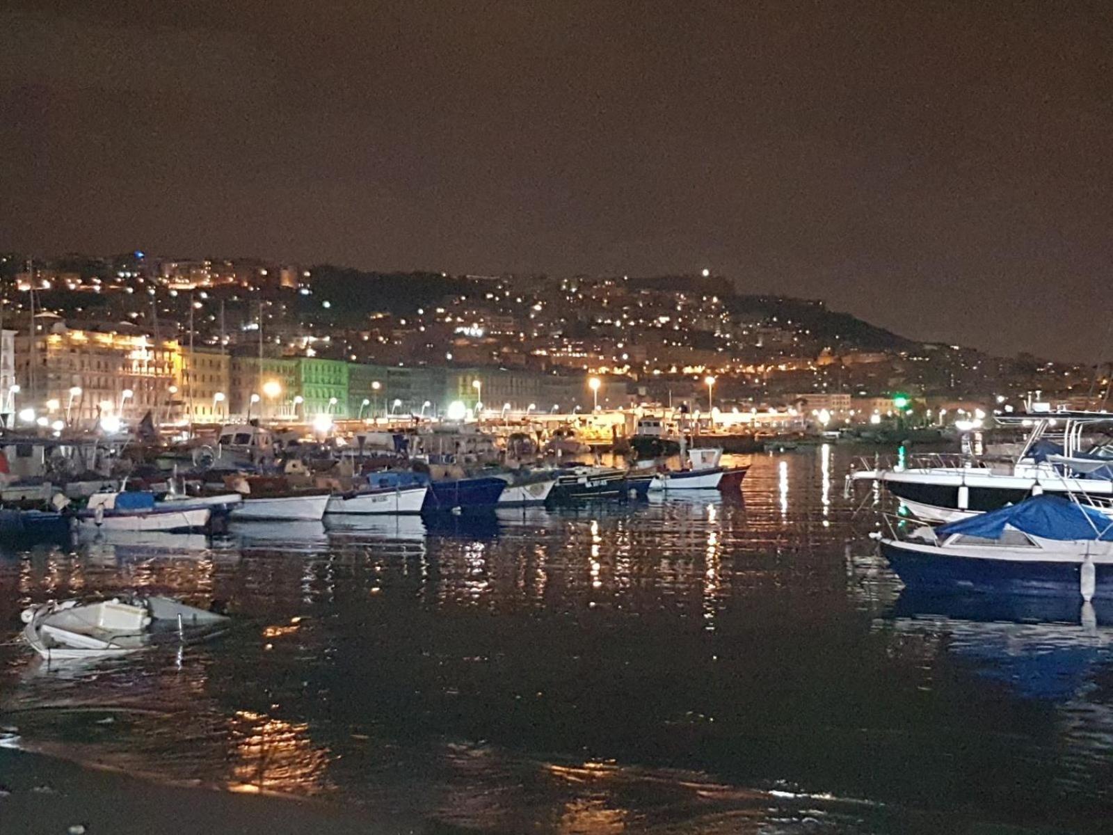 Napoli Lungomare Caracciolo Mon Amour