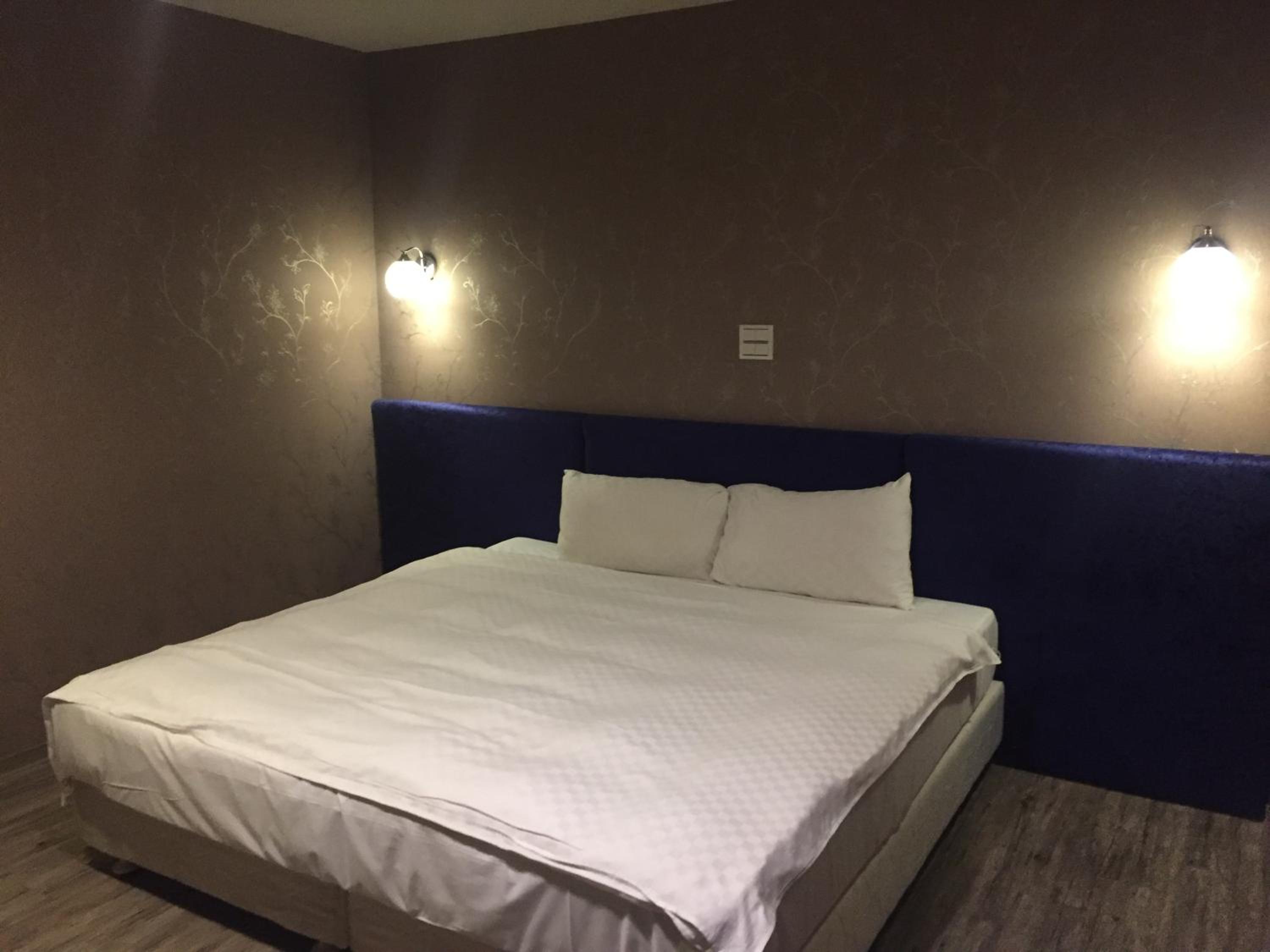 Urbanone Hotel