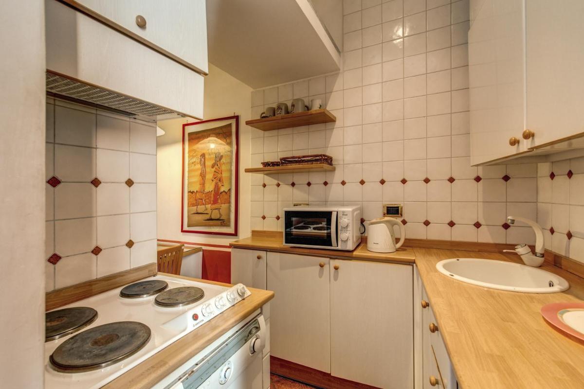 Lovely Flat by the Trevi Fountain
