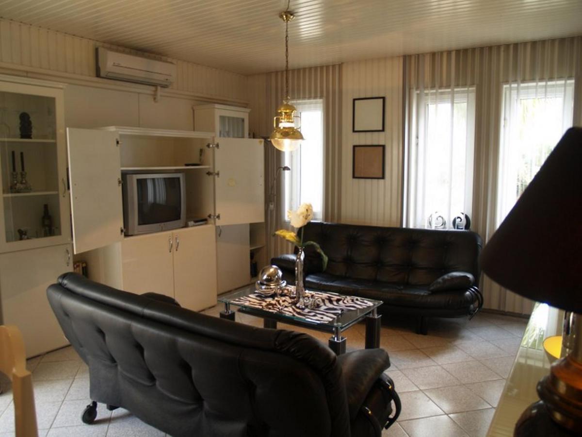 Royal 6 Ahmet view 4