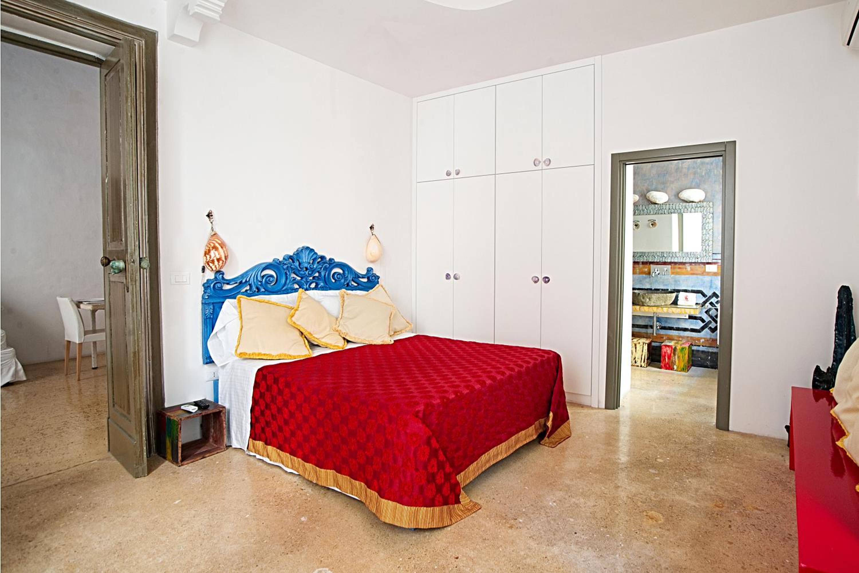 Palazzo Salapolis - Luxury Apartments
