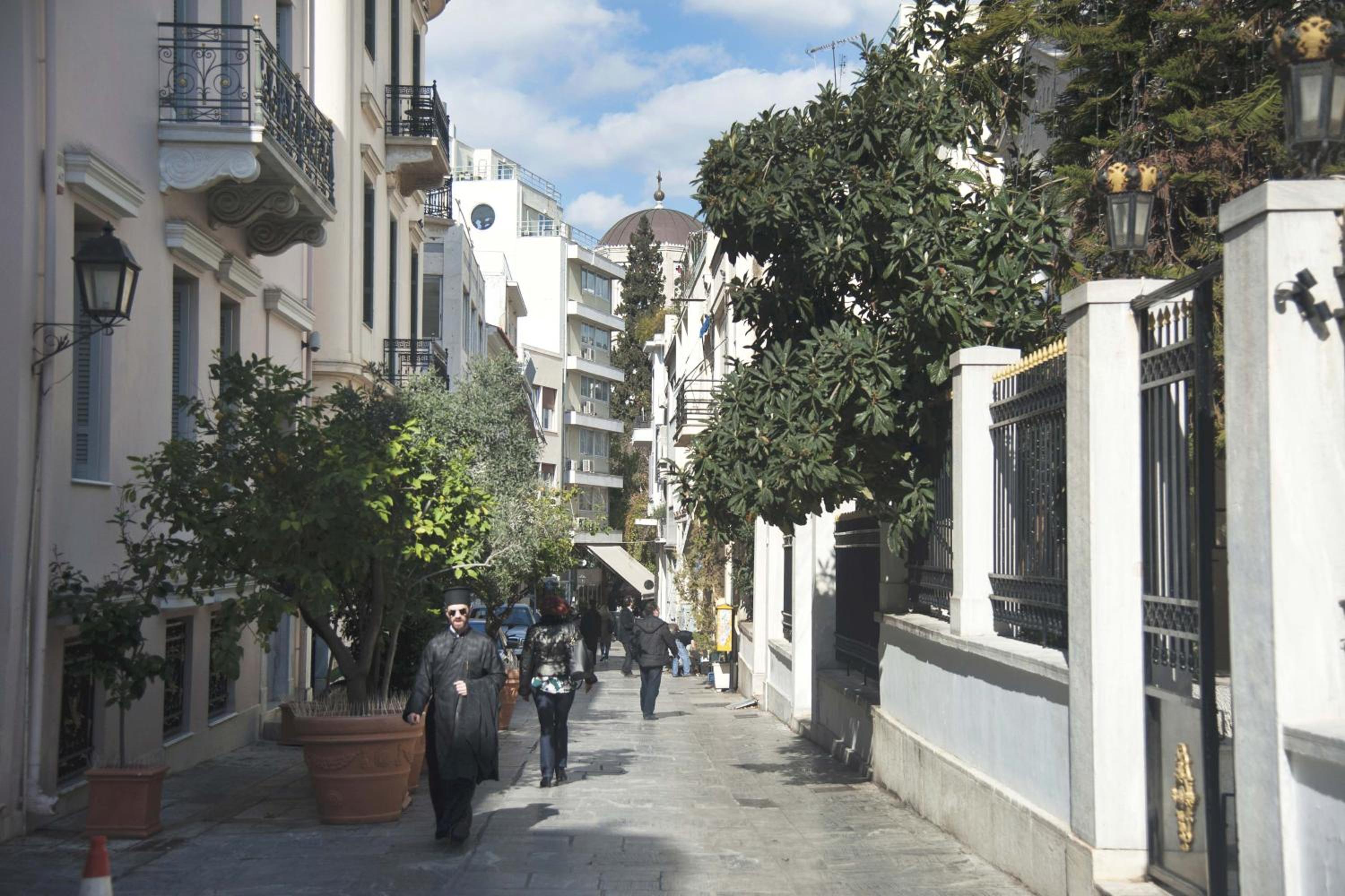 Acron of Plaka by YHA