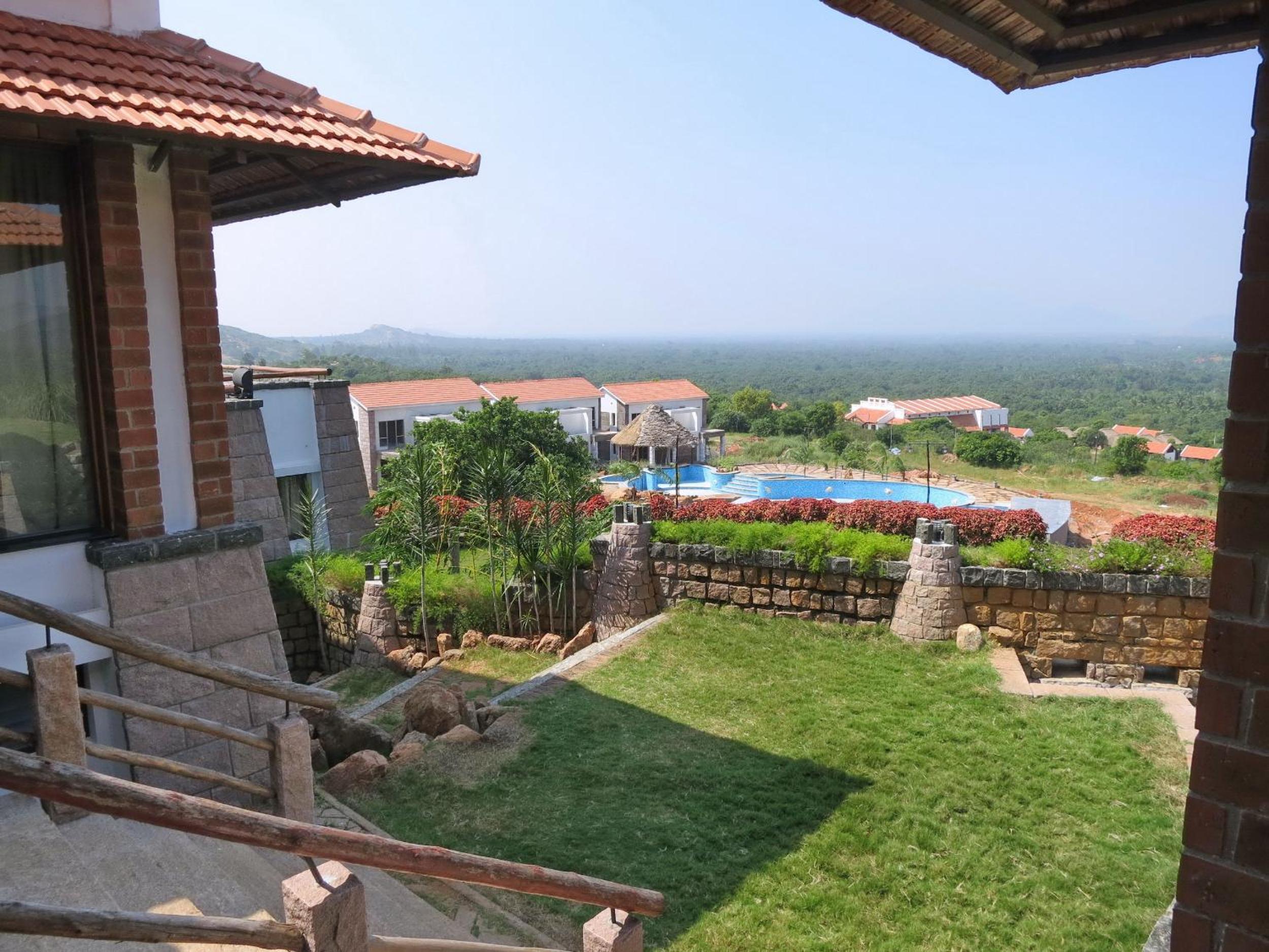 Kadambavanam Ethnic Village Resort