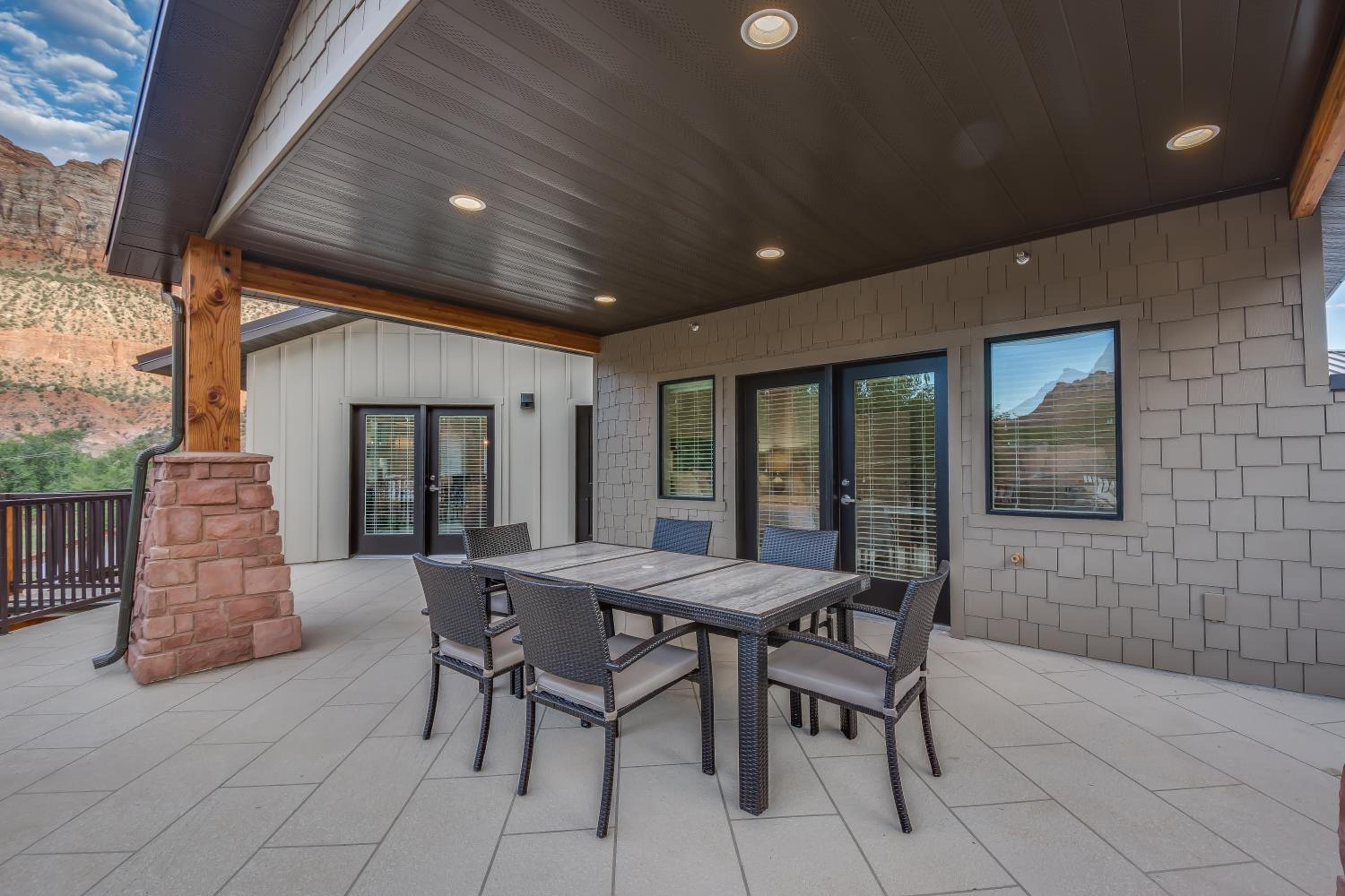 Watchman Villas