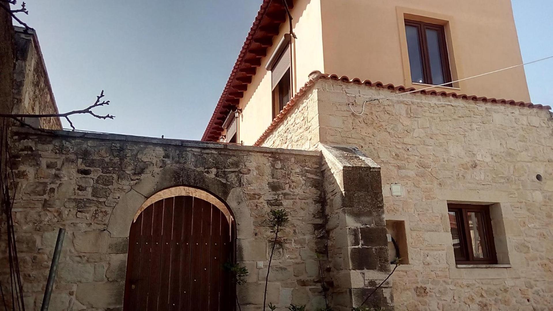 Venetian Cistern Villa