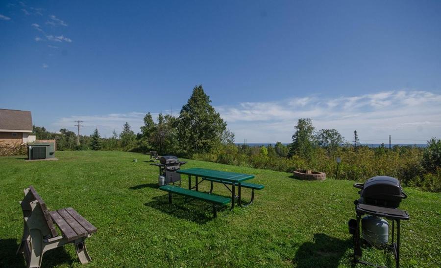 Black Beach Inn by GrandStay