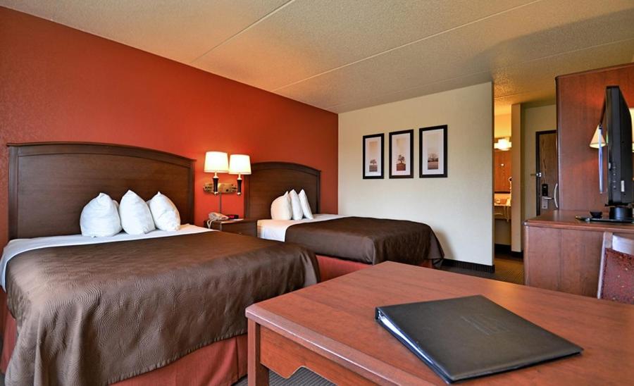 AmericInn by Wyndham Chamberlain Conference Center
