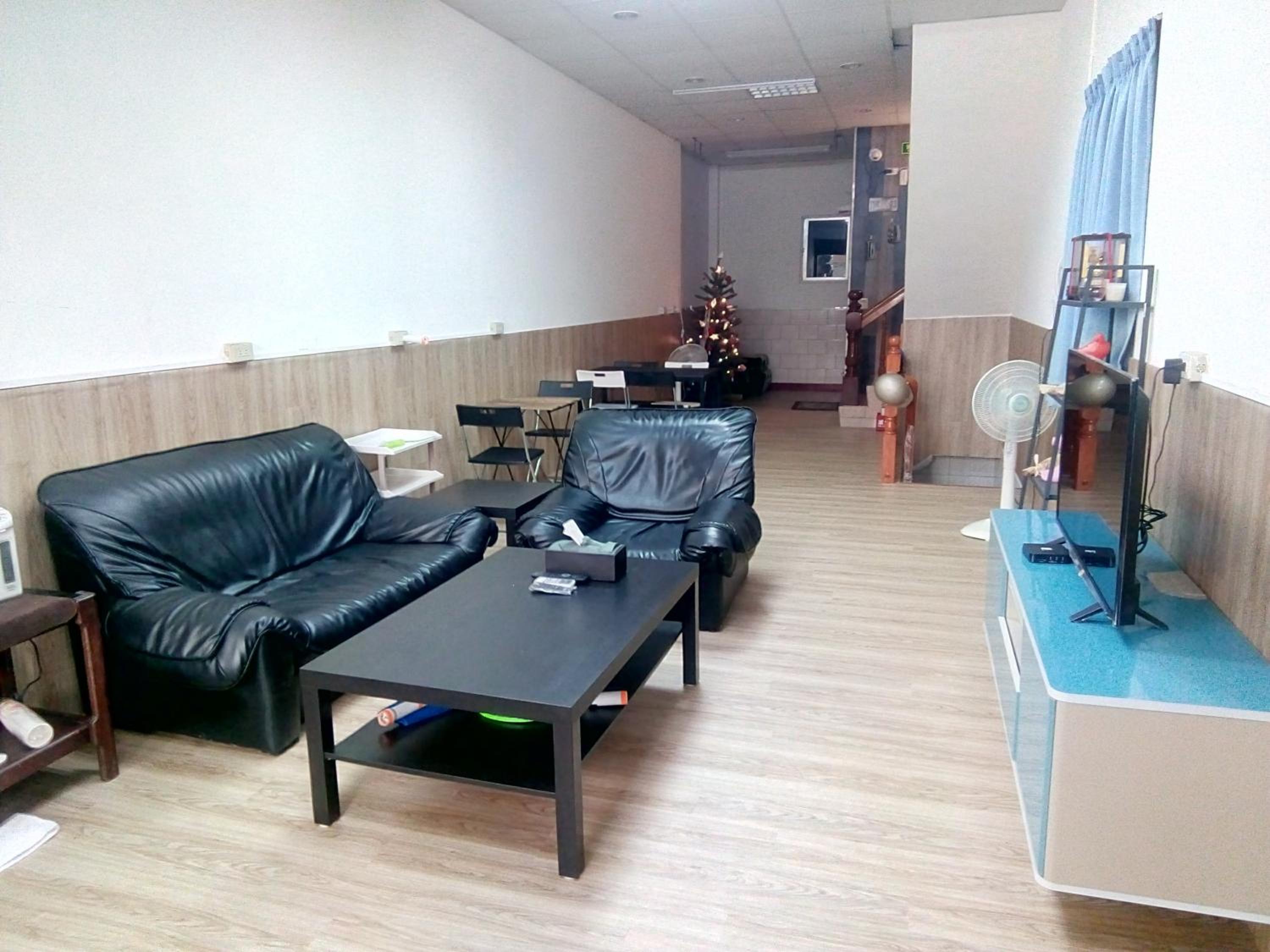 Traveler Station
