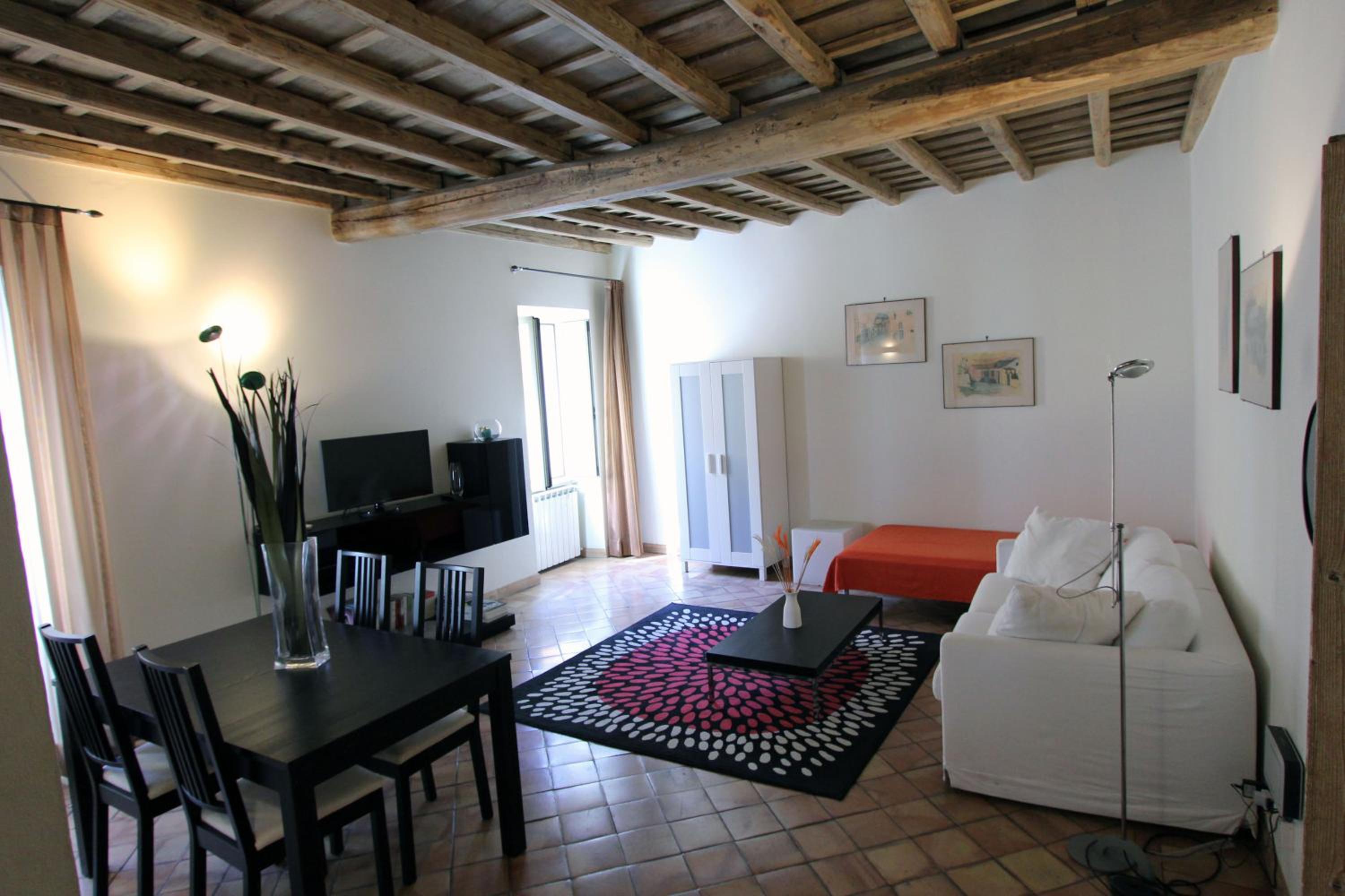 Mattei Flat
