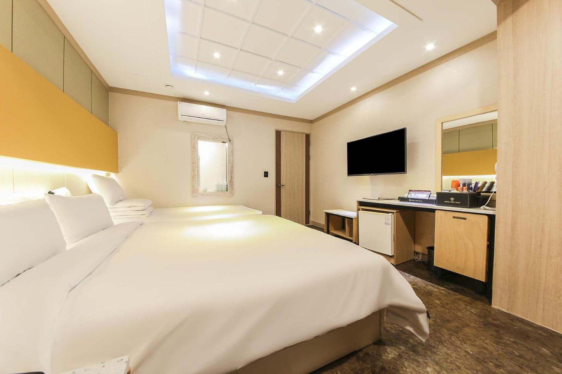 Hotel TopsVille