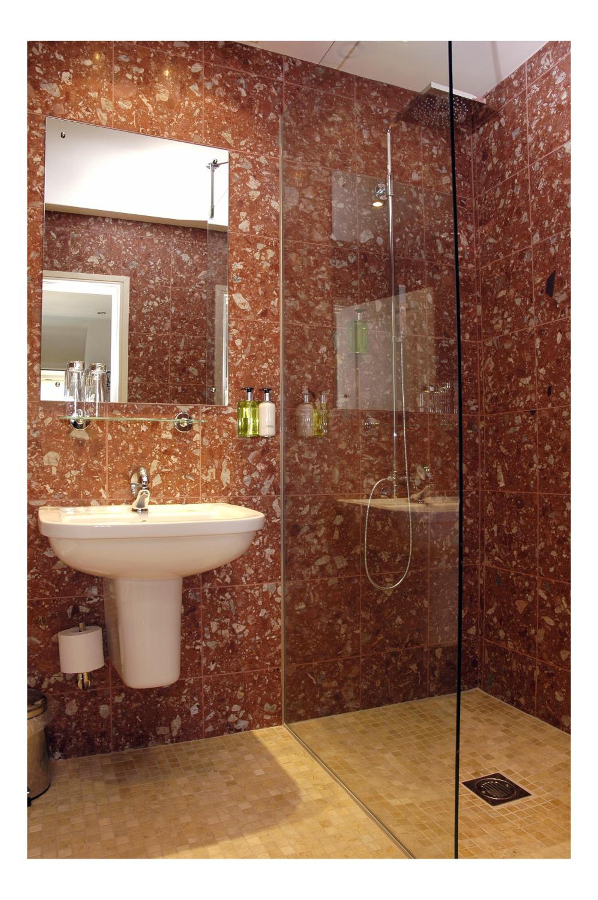 Sherborne Vacations - The Kings Arms - Property Image 21