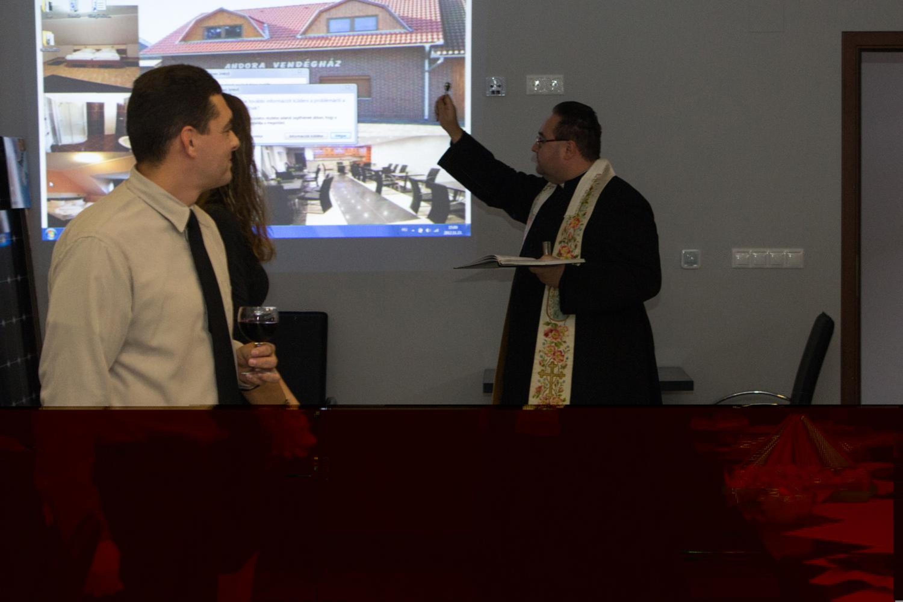 Photo 16