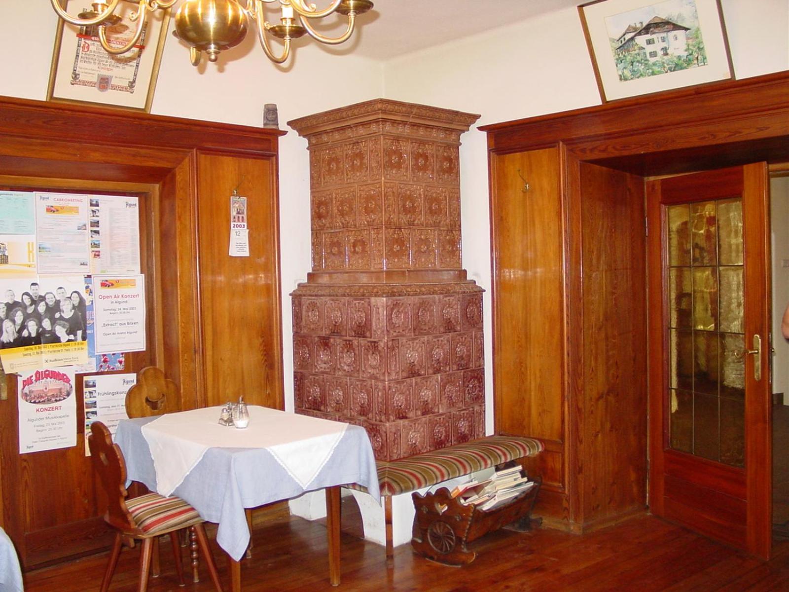 dining