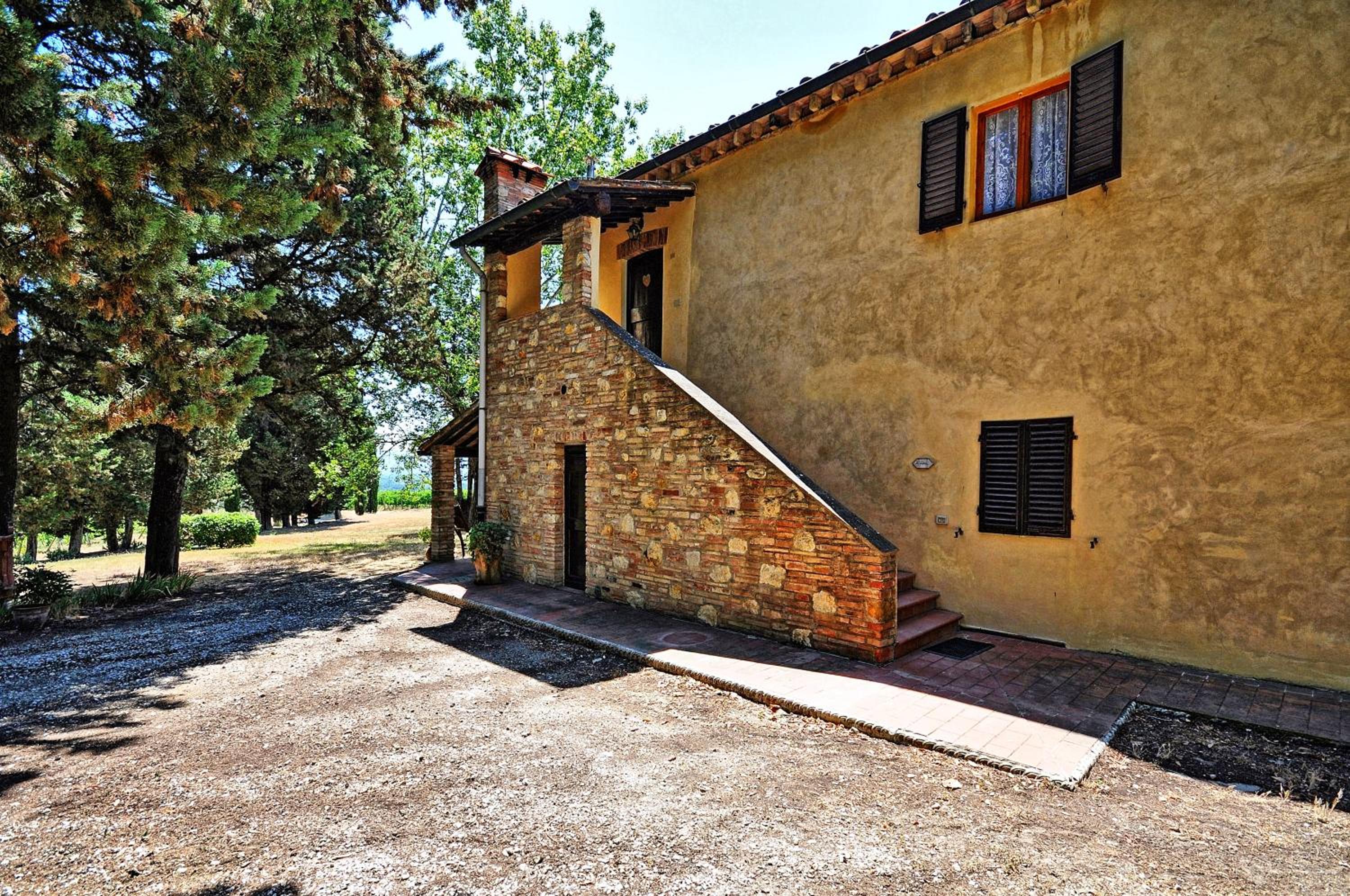 Vittoriana near San Gimignano by PosarelliVillas