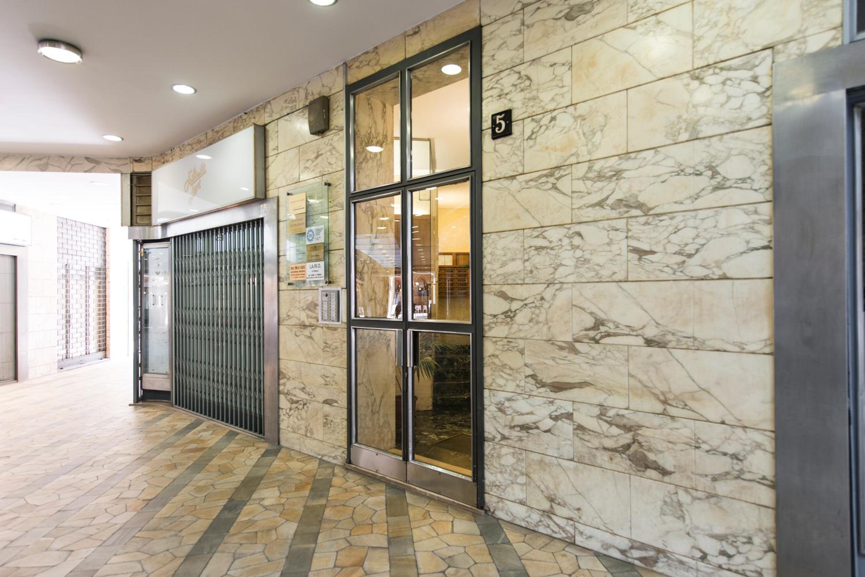 BnButler - Duomo Apartment - Galleria Unione