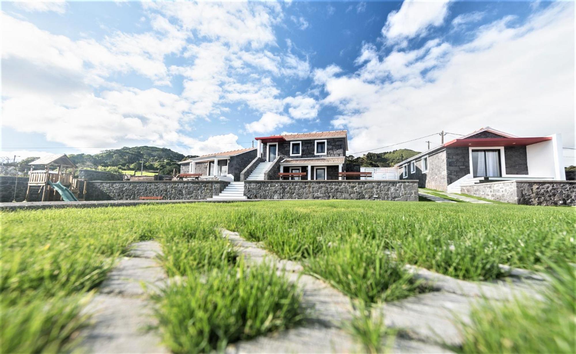 Quinta do Basalto view 3