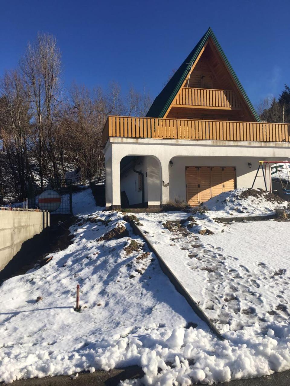 House with Pool and Sauna view 3