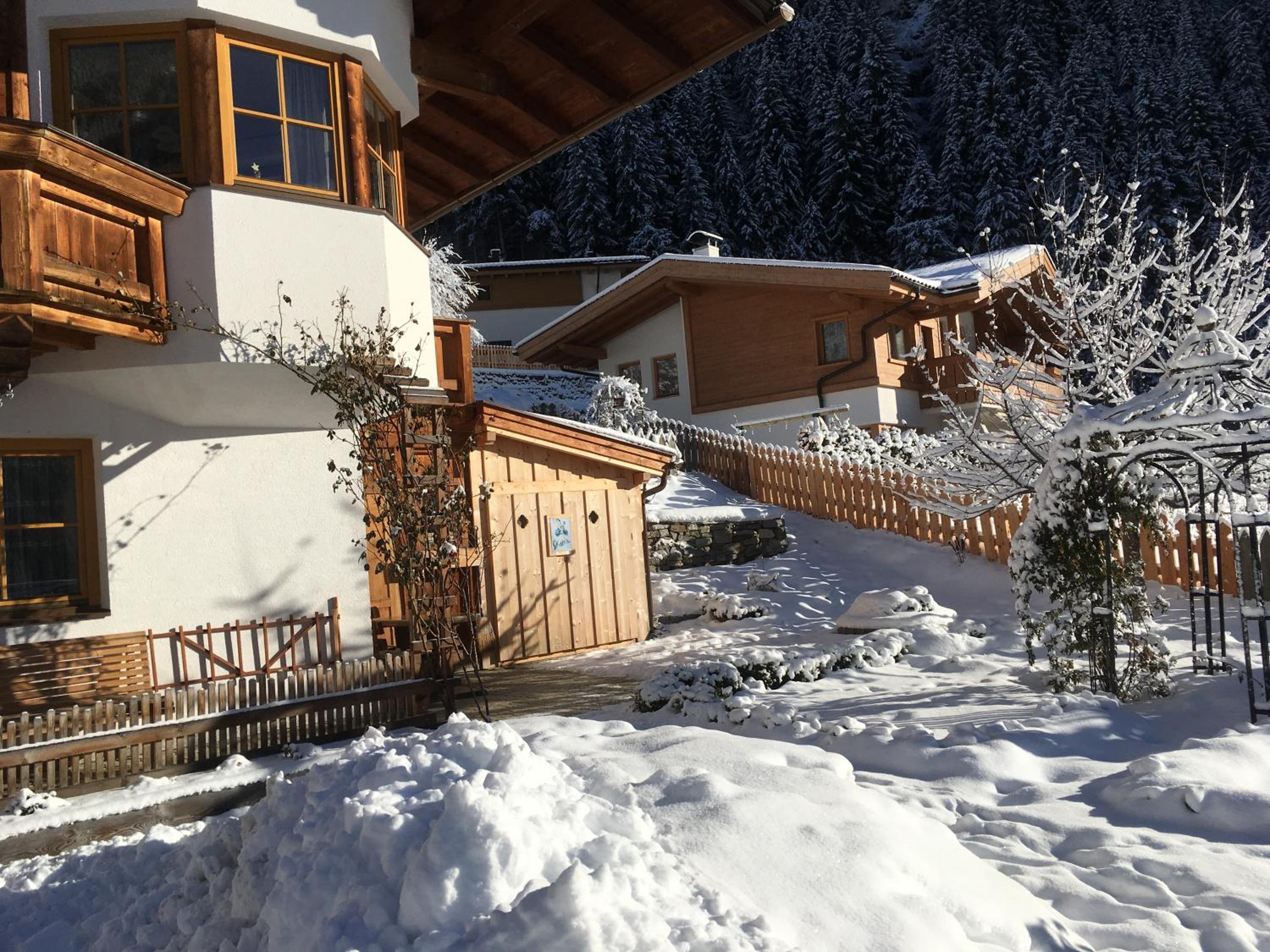 Appartement O. Tom's Hütte view 5