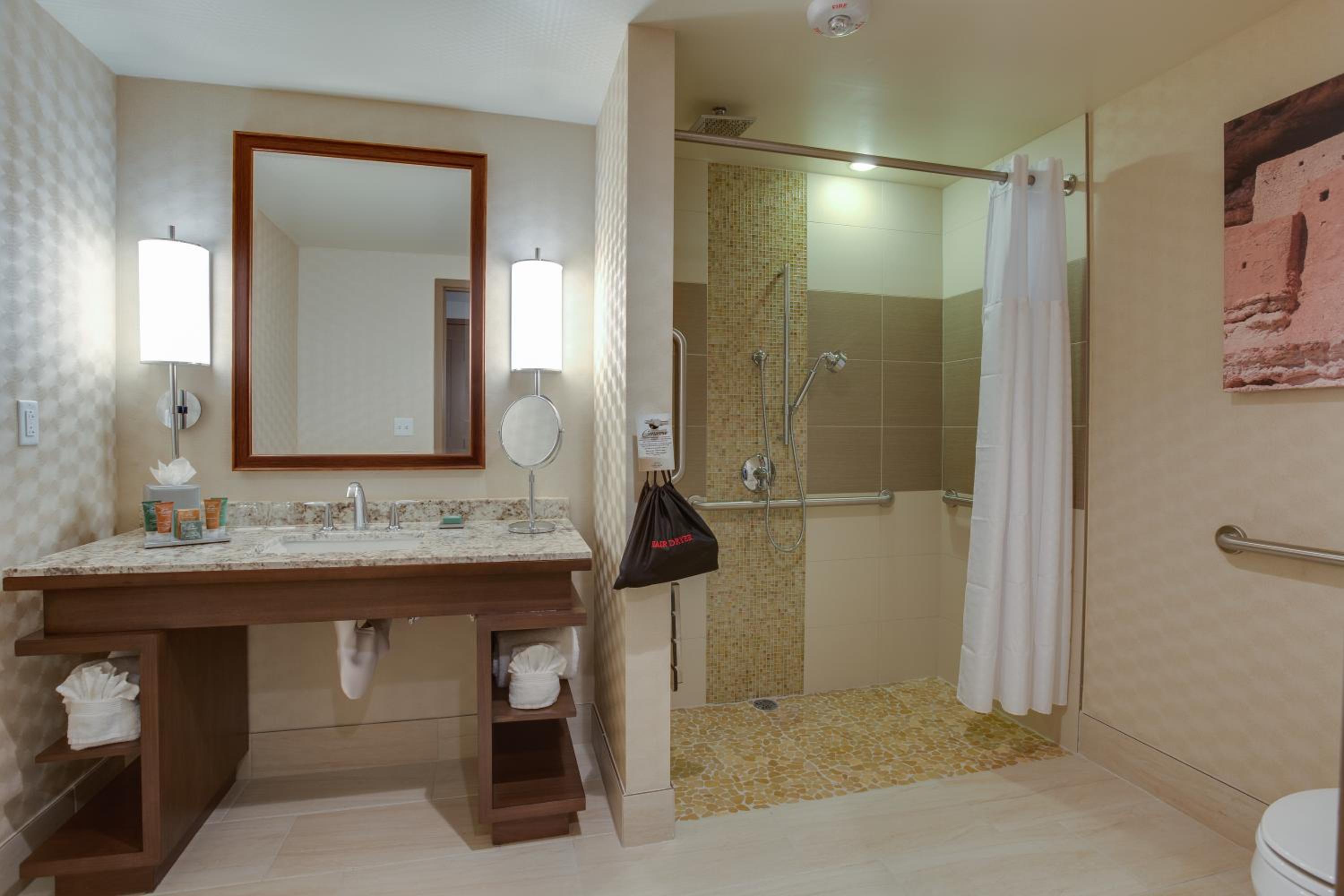 Cliff Castle Casino Hotel - Property Image 3