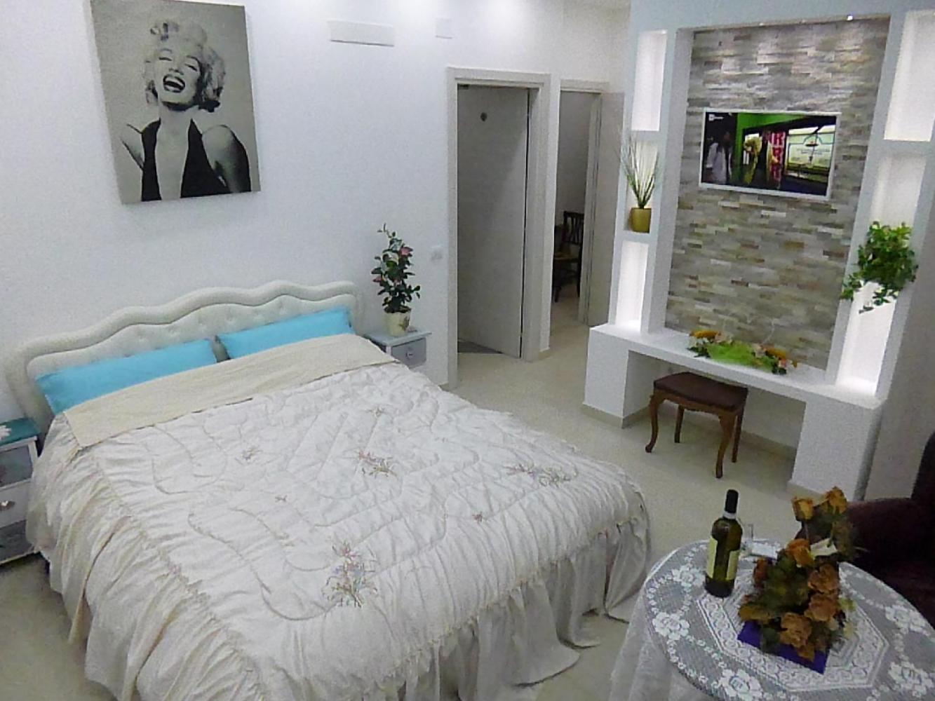 Monaco Rooms en Verona — bedroom