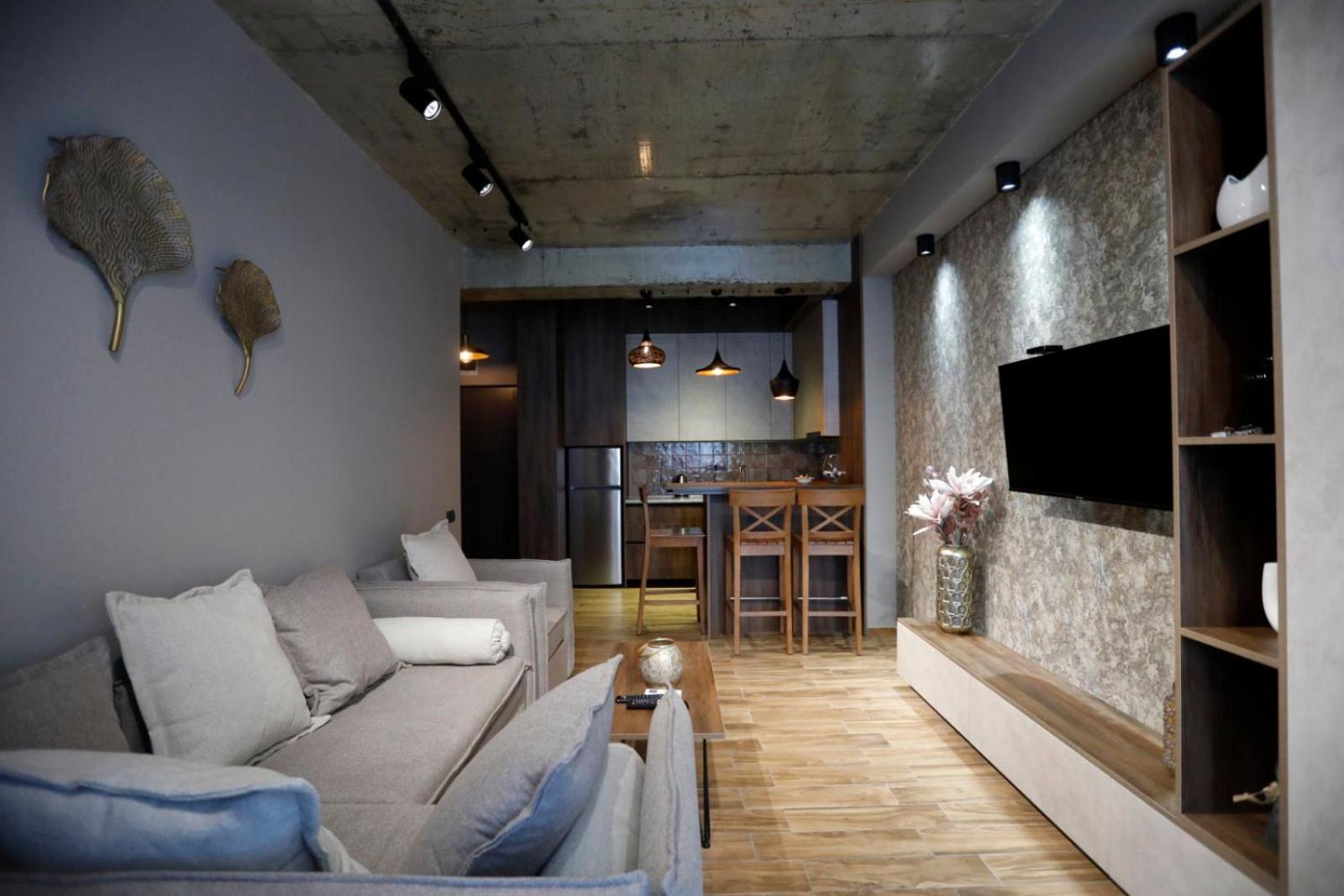 Urban Loft Tbilisi-Stylish 1BR with City View