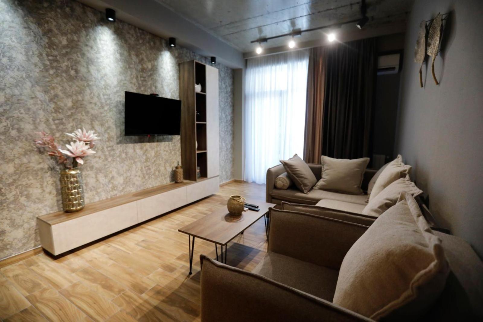 Urban Loft Tbilisi-Stylish 1BR with City View