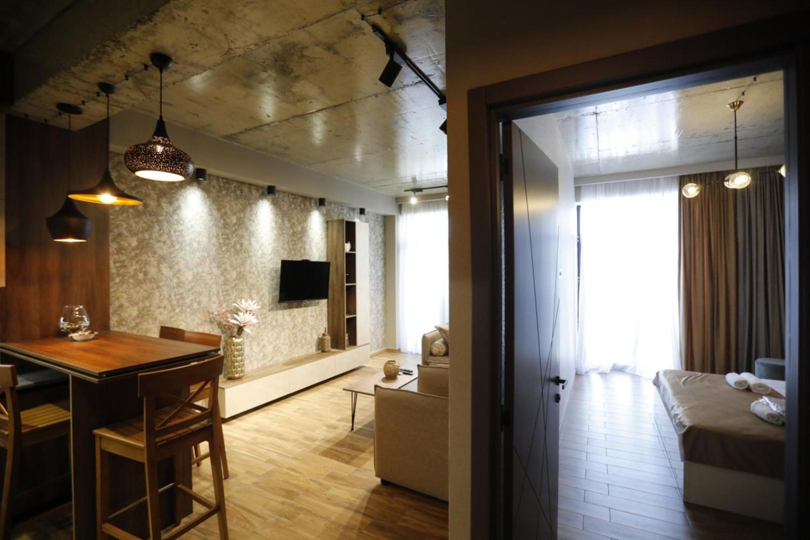 Urban Loft Tbilisi-Stylish 1BR with City View
