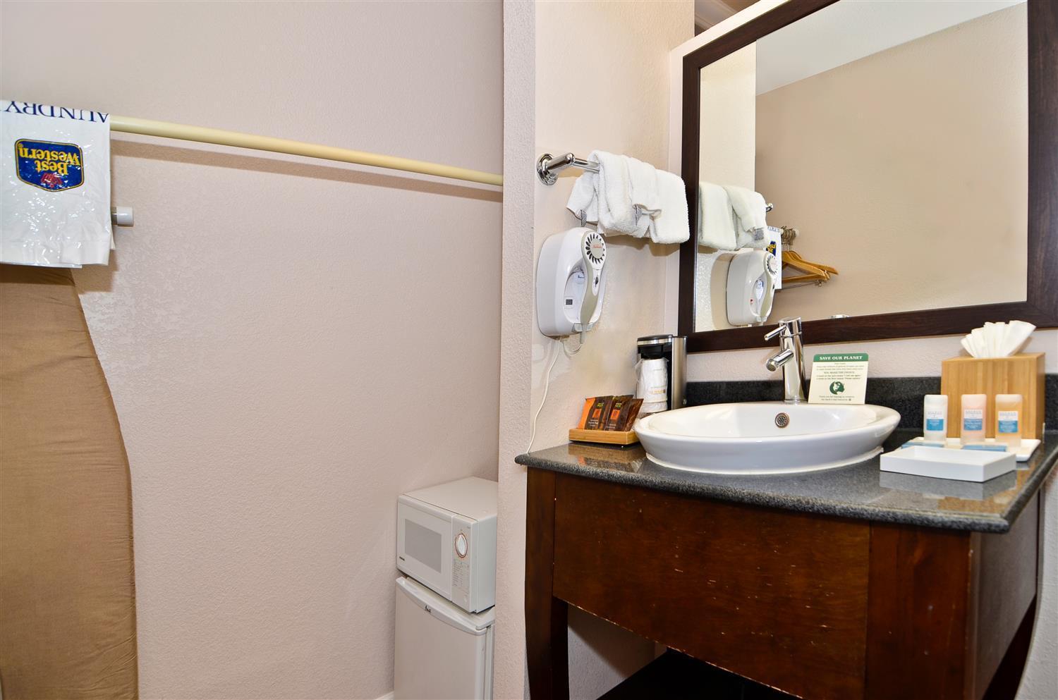 Bishop Vacations - Best Western Bishop Lodge - Property Image 5