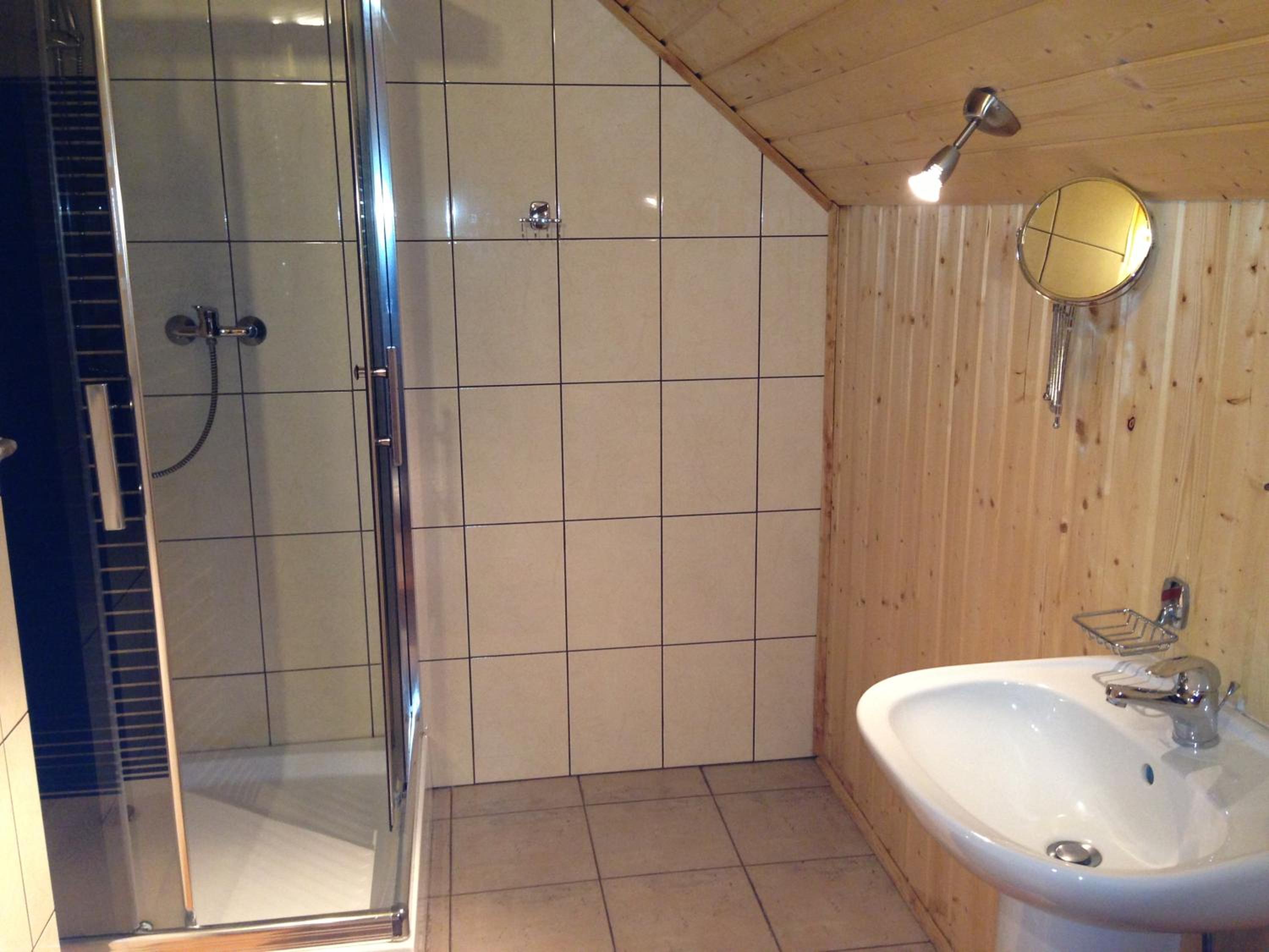 Photo 40