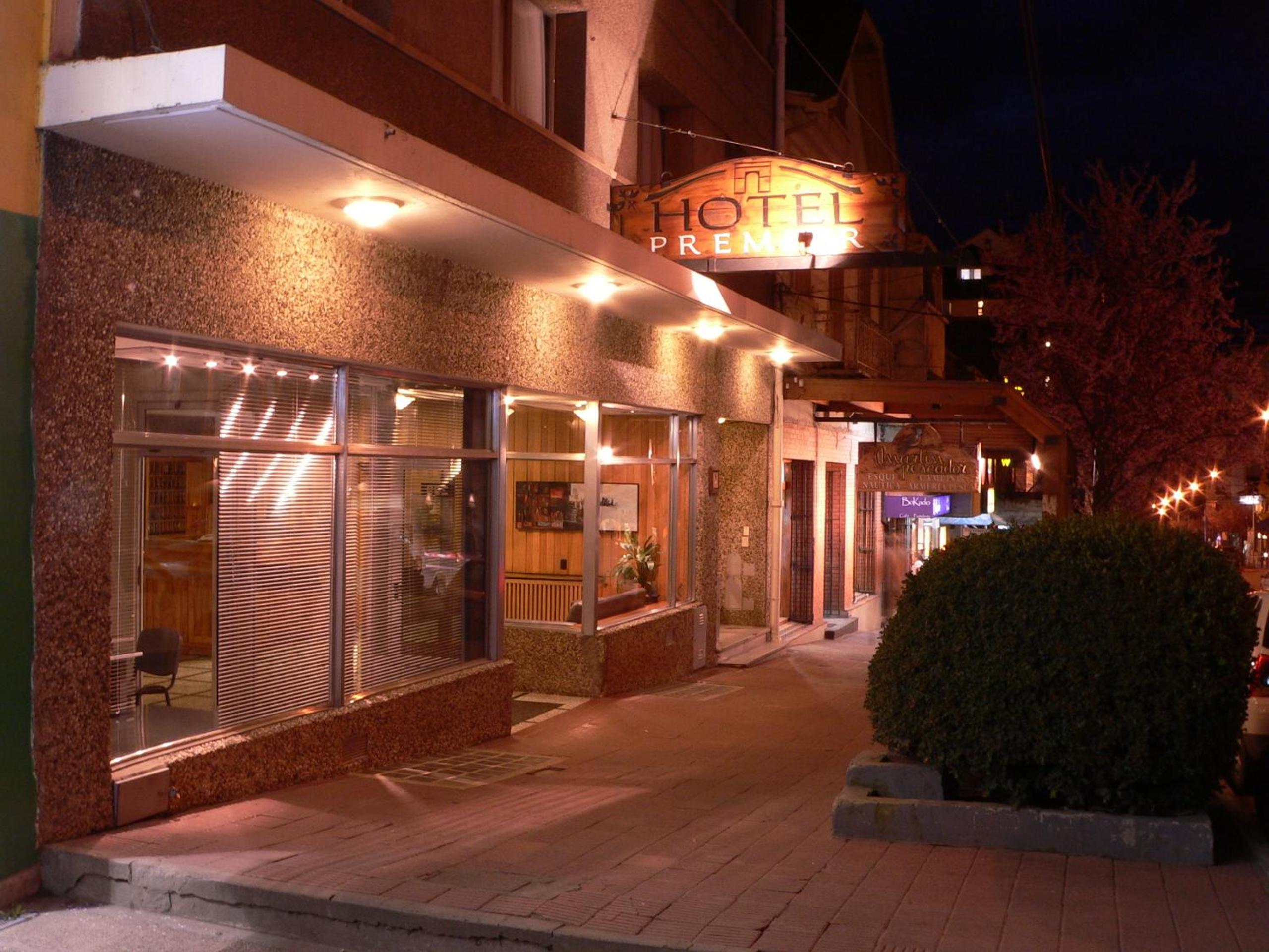 Hotel Premier Bariloche - Image 1