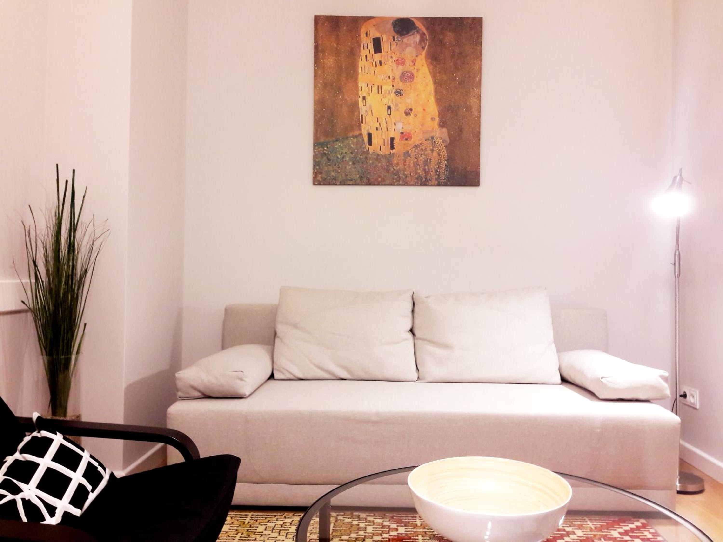 Modern & quiet in Royal Wilanów with AC and garage view 2