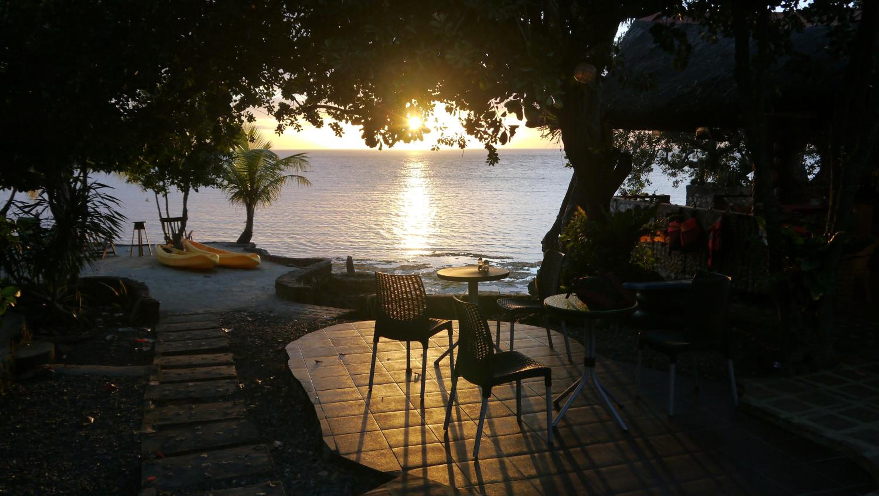 Moalboal T Breeze Coastal Resort