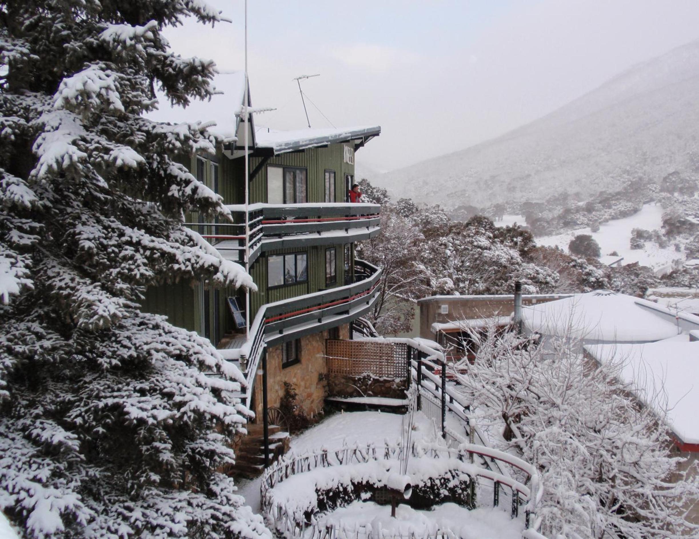 Hotel Kasees Apartments & Mountain Lodge - Image 1