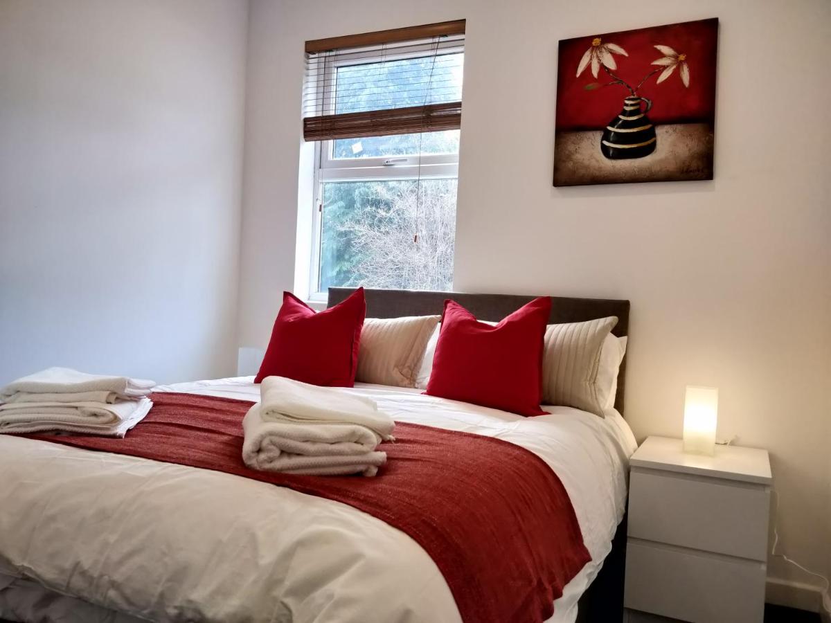Luton Vacations - Chiltern Apartment - Property Image 1
