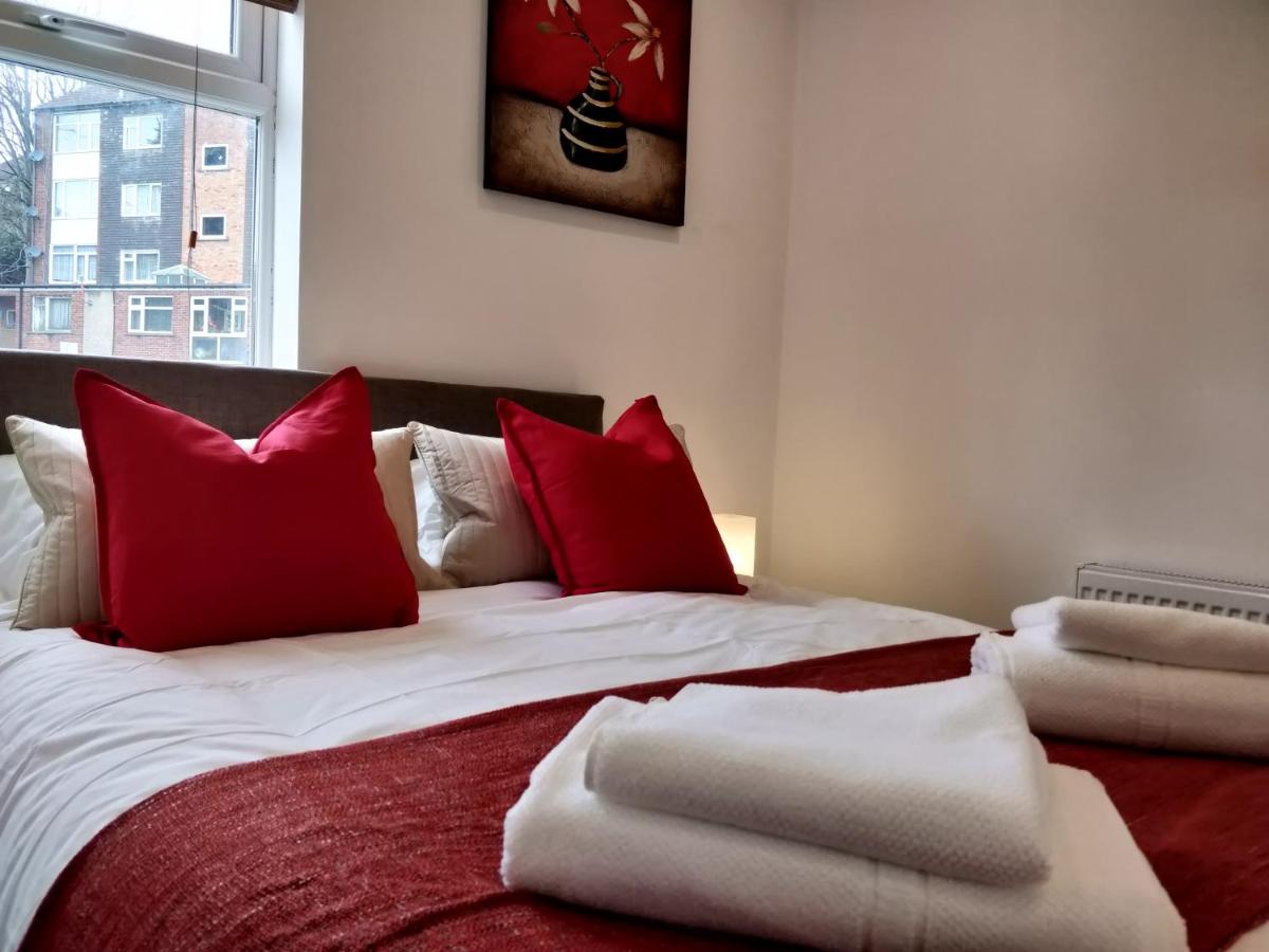 Luton Vacations - Chiltern Apartment - Property Image 24