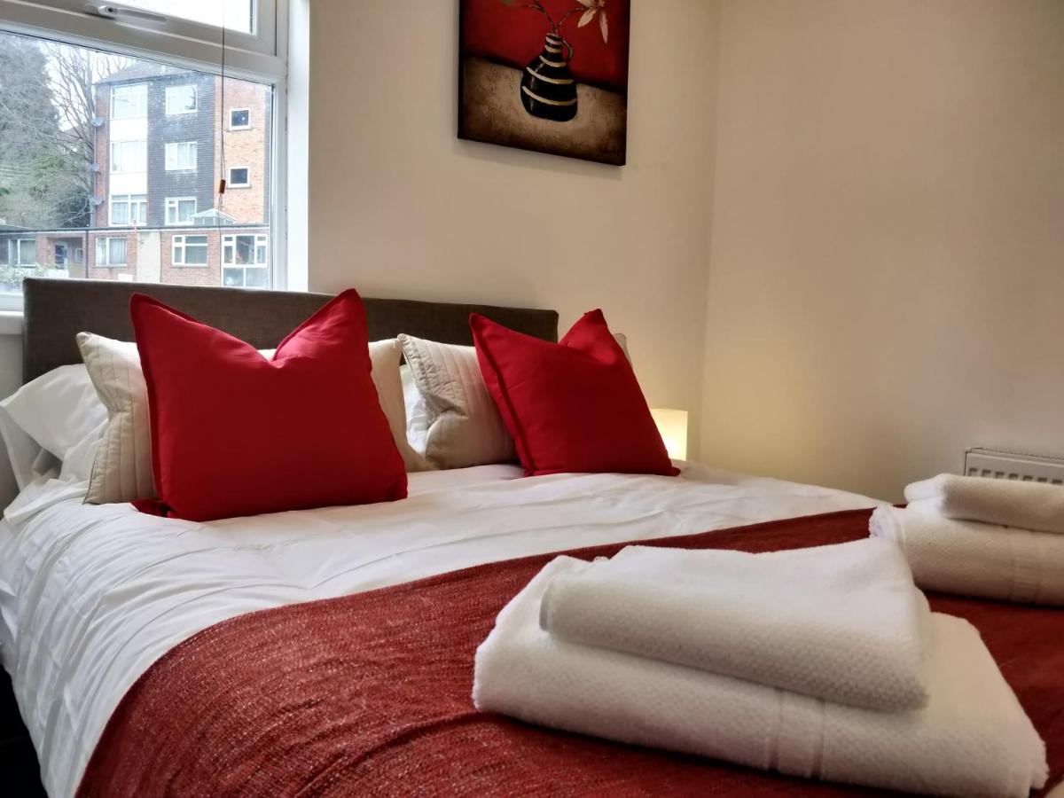 Luton Vacations - Chiltern Apartment - Property Image 45